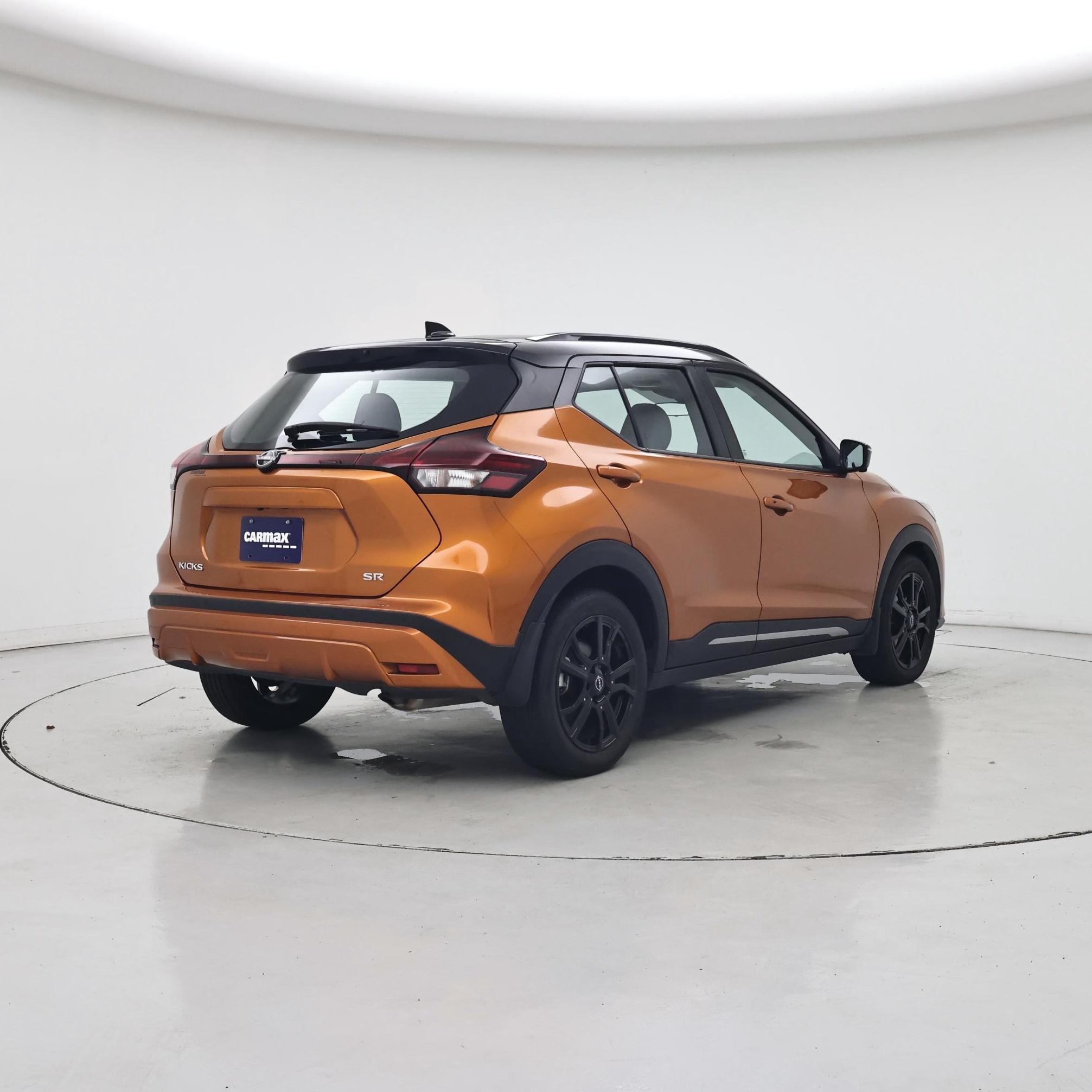 Thumbnail: 2023 Nissan Kicks - 8
