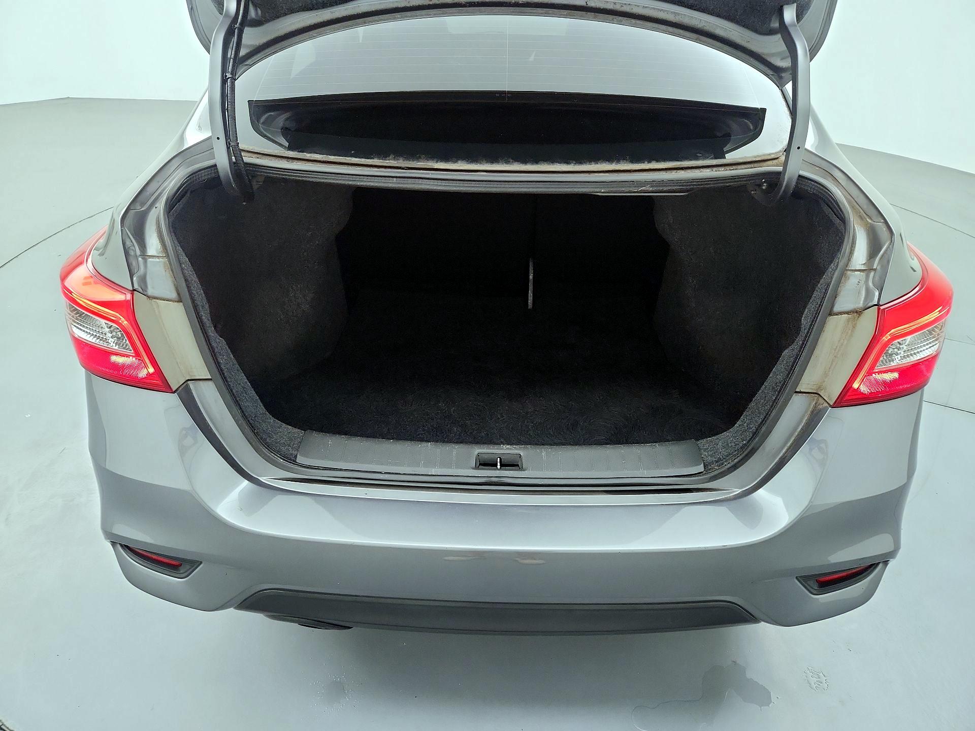 Thumbnail: 2018 Nissan Sentra - 20