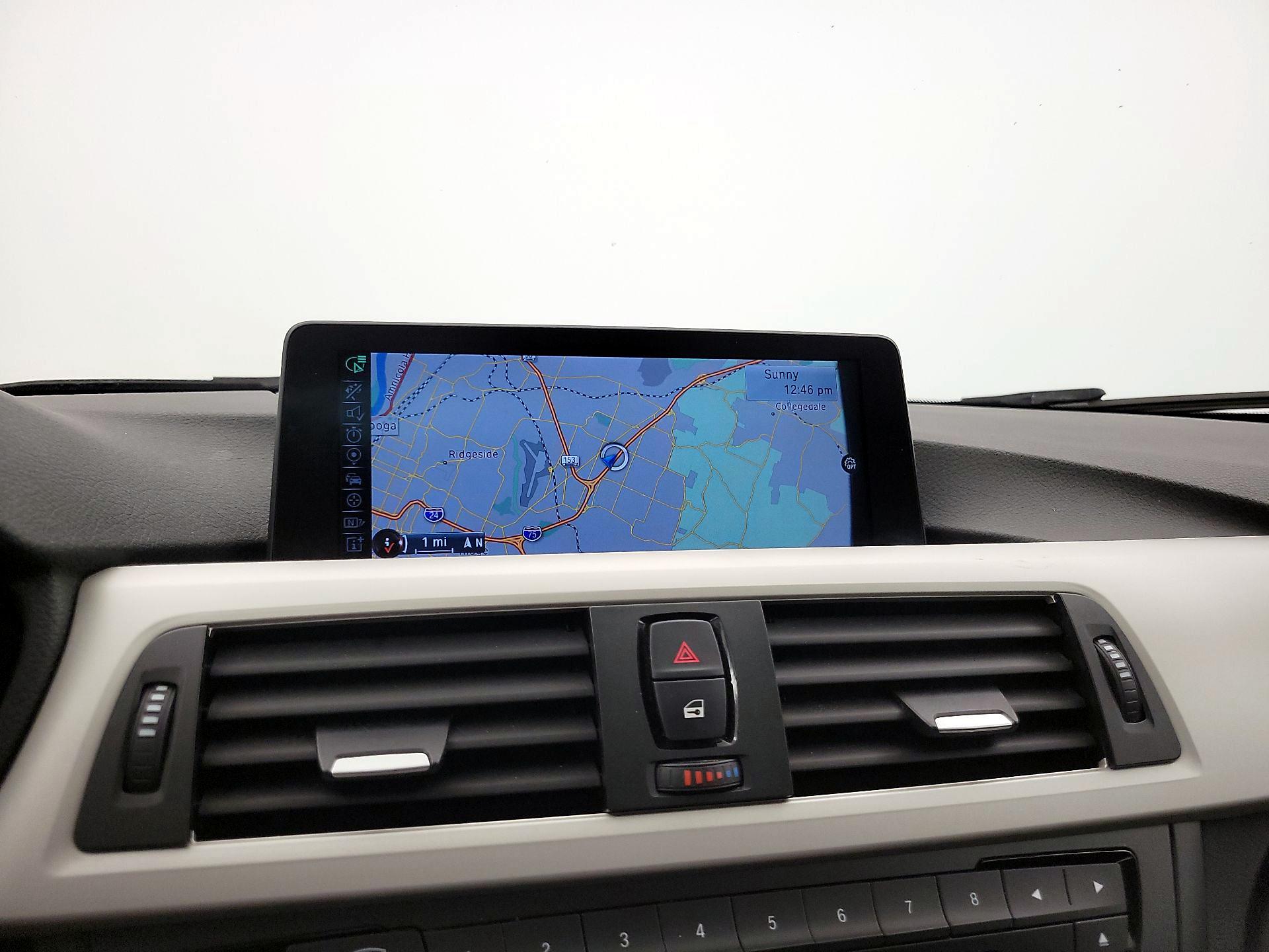 Thumbnail: 2015 BMW 3 Series - 14