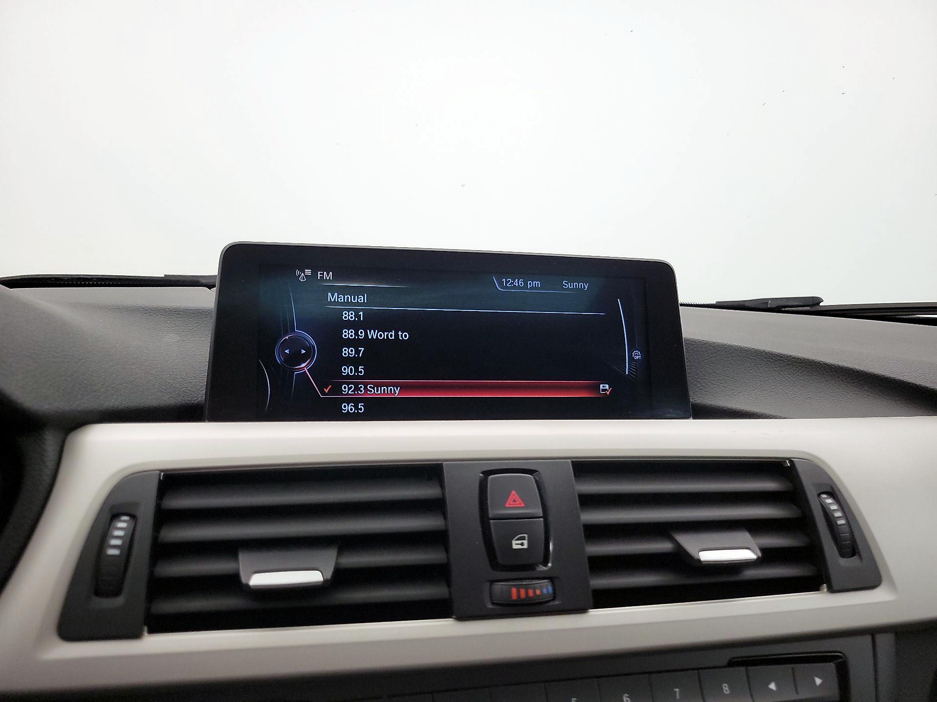 Thumbnail: 2015 BMW 3 Series - 16