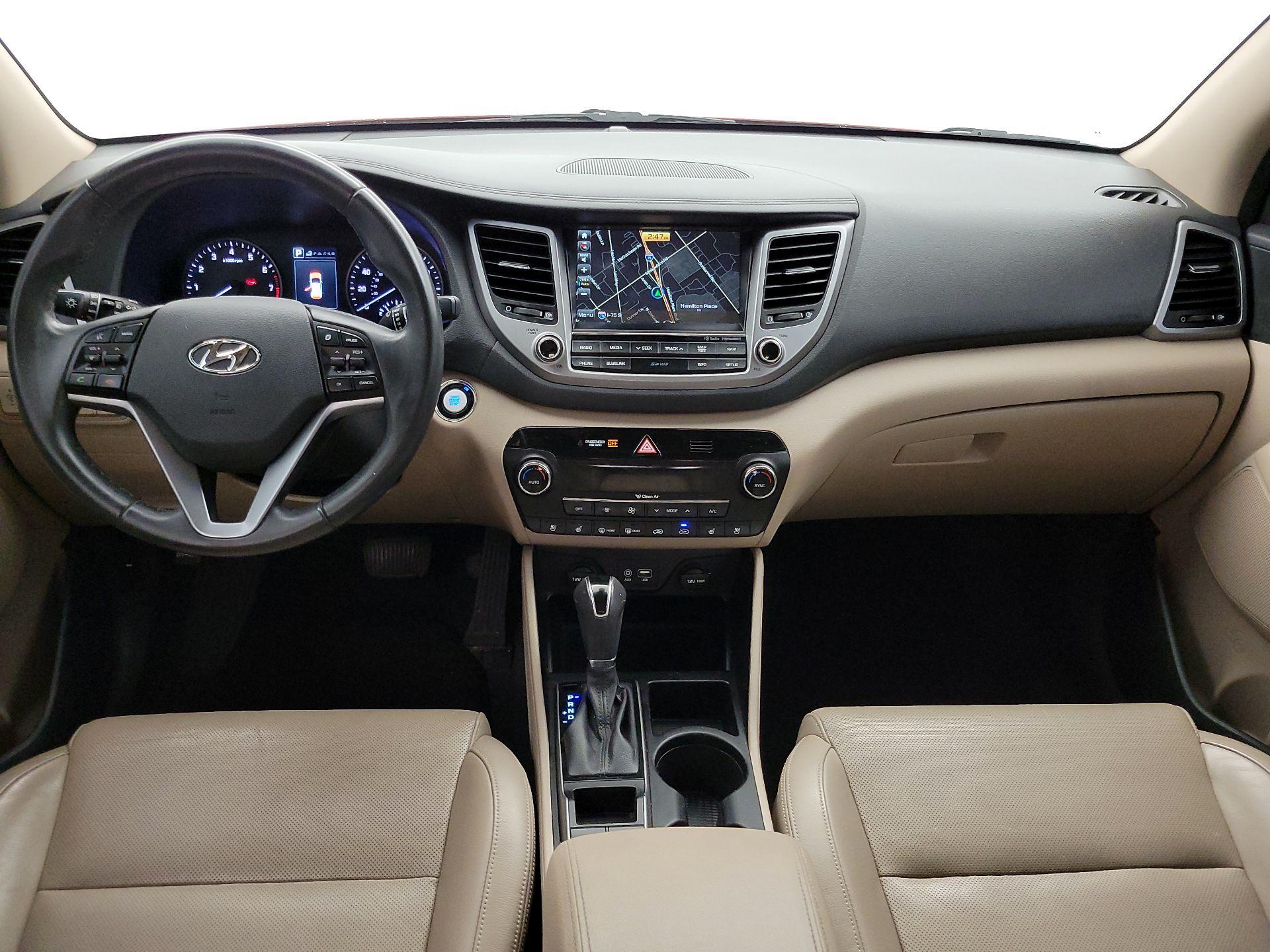 Thumbnail: 2016 Hyundai Tucson - 9