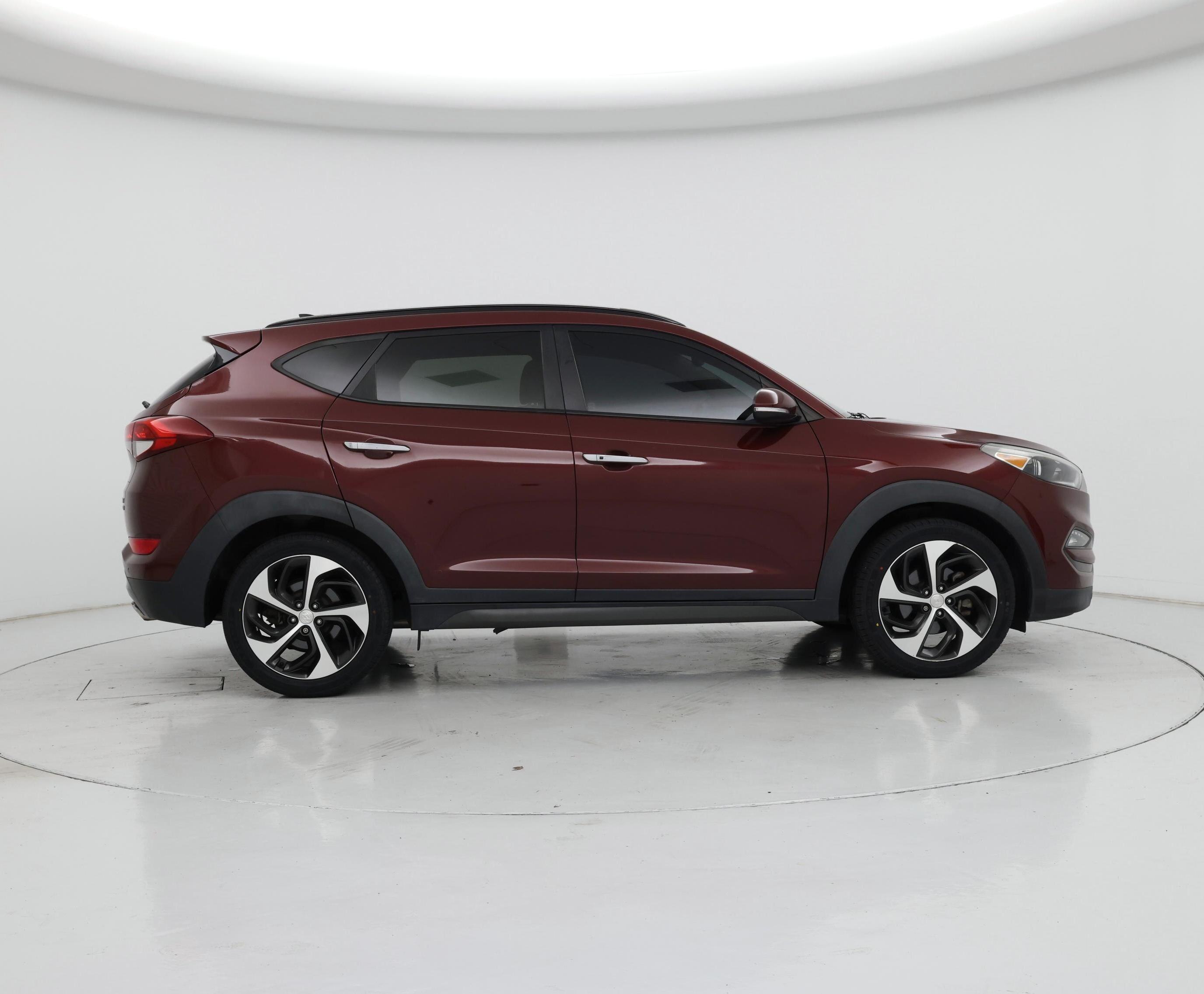 Thumbnail: 2016 Hyundai Tucson - 7