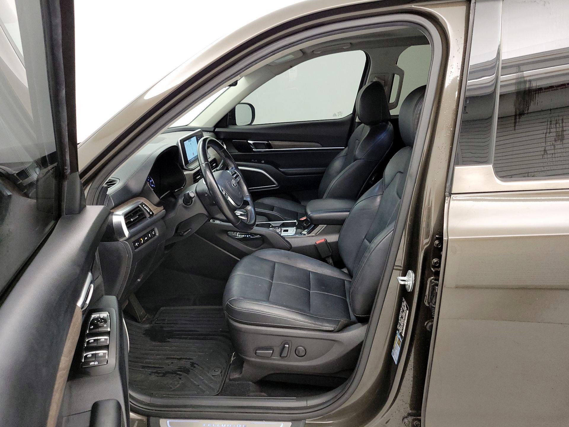 Thumbnail: 2021 Kia Telluride - 11