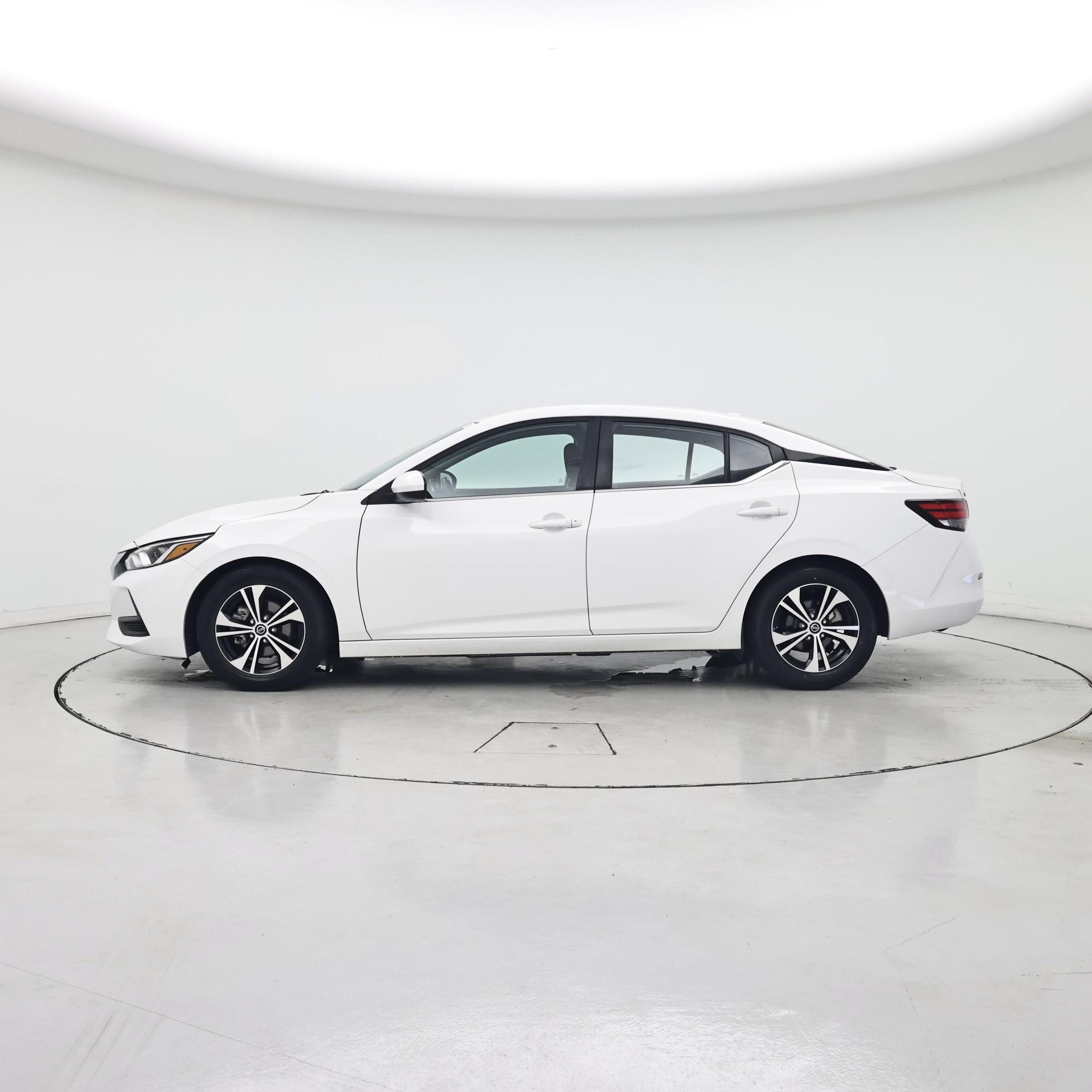 Thumbnail: 2021 Nissan Sentra - 3