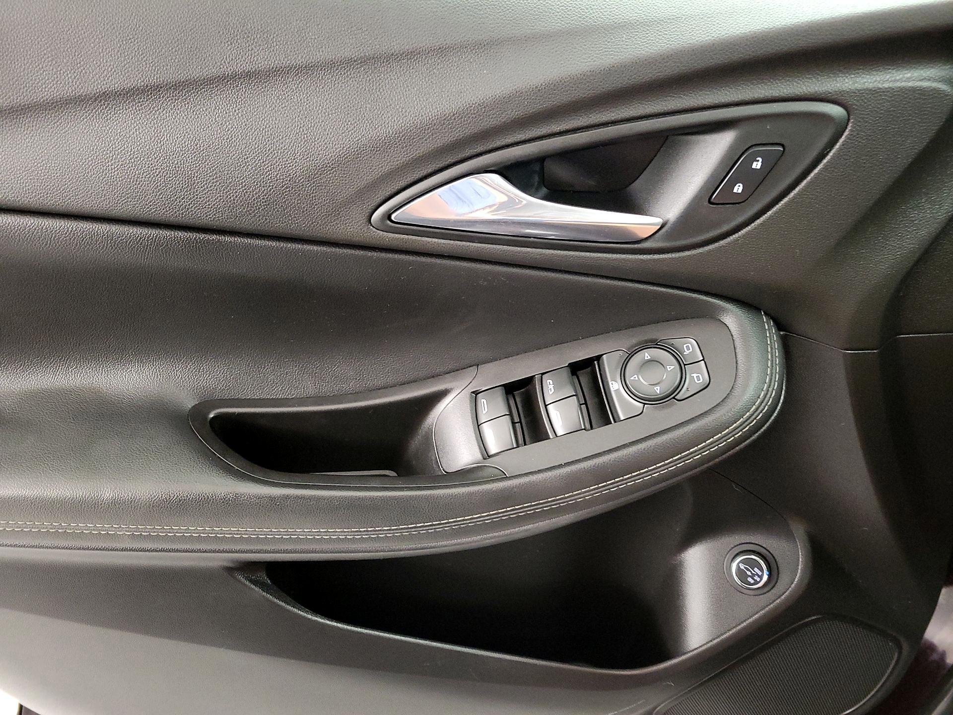Thumbnail: 2021 Buick Encore GX - 12