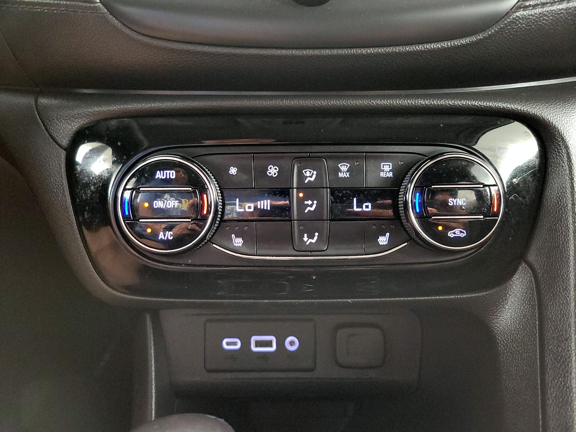 Thumbnail: 2021 Buick Encore GX - 16