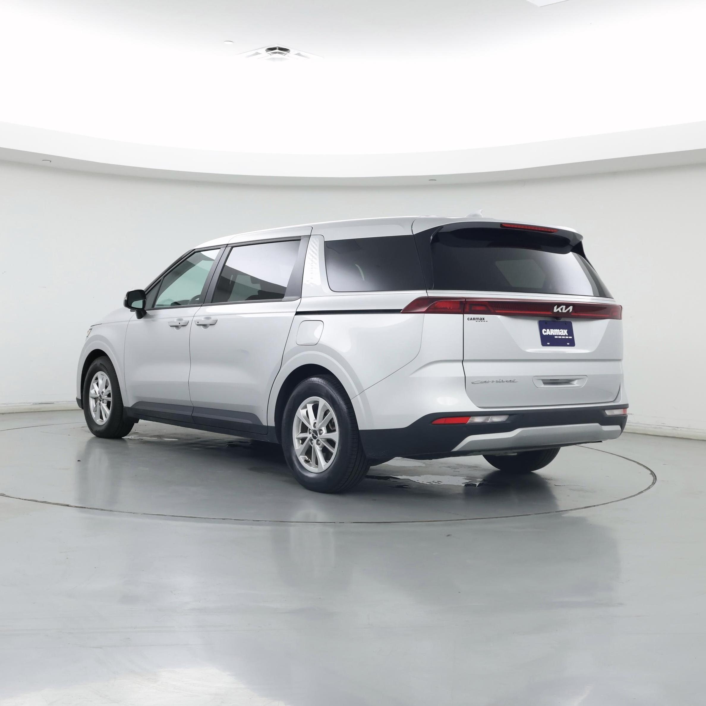 Thumbnail: 2022 Kia Carnival - 2