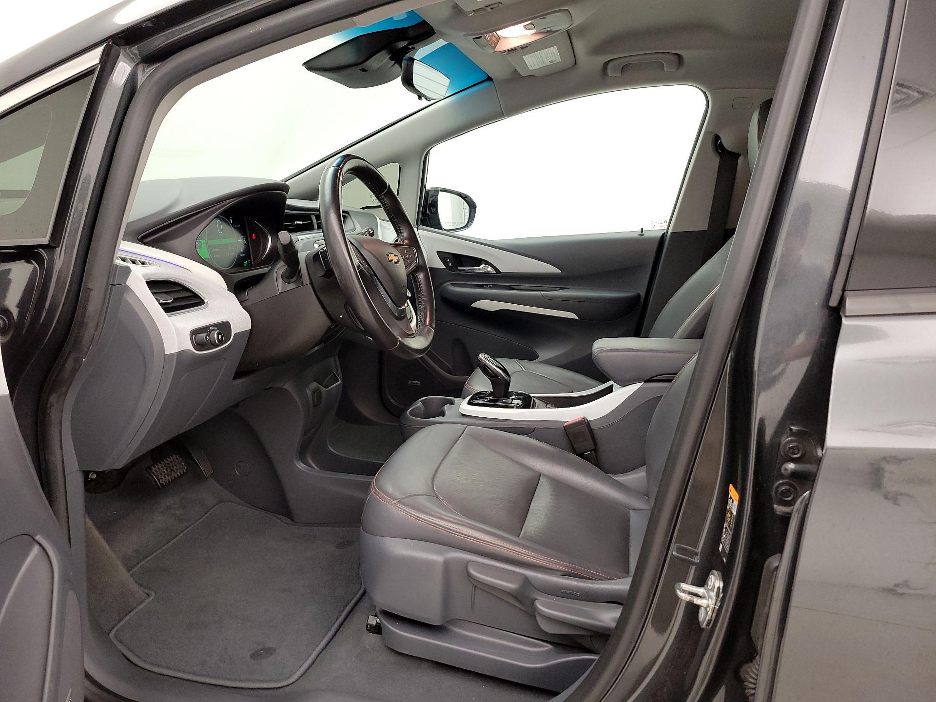 Thumbnail: 2020 Chevrolet Bolt EV - 11