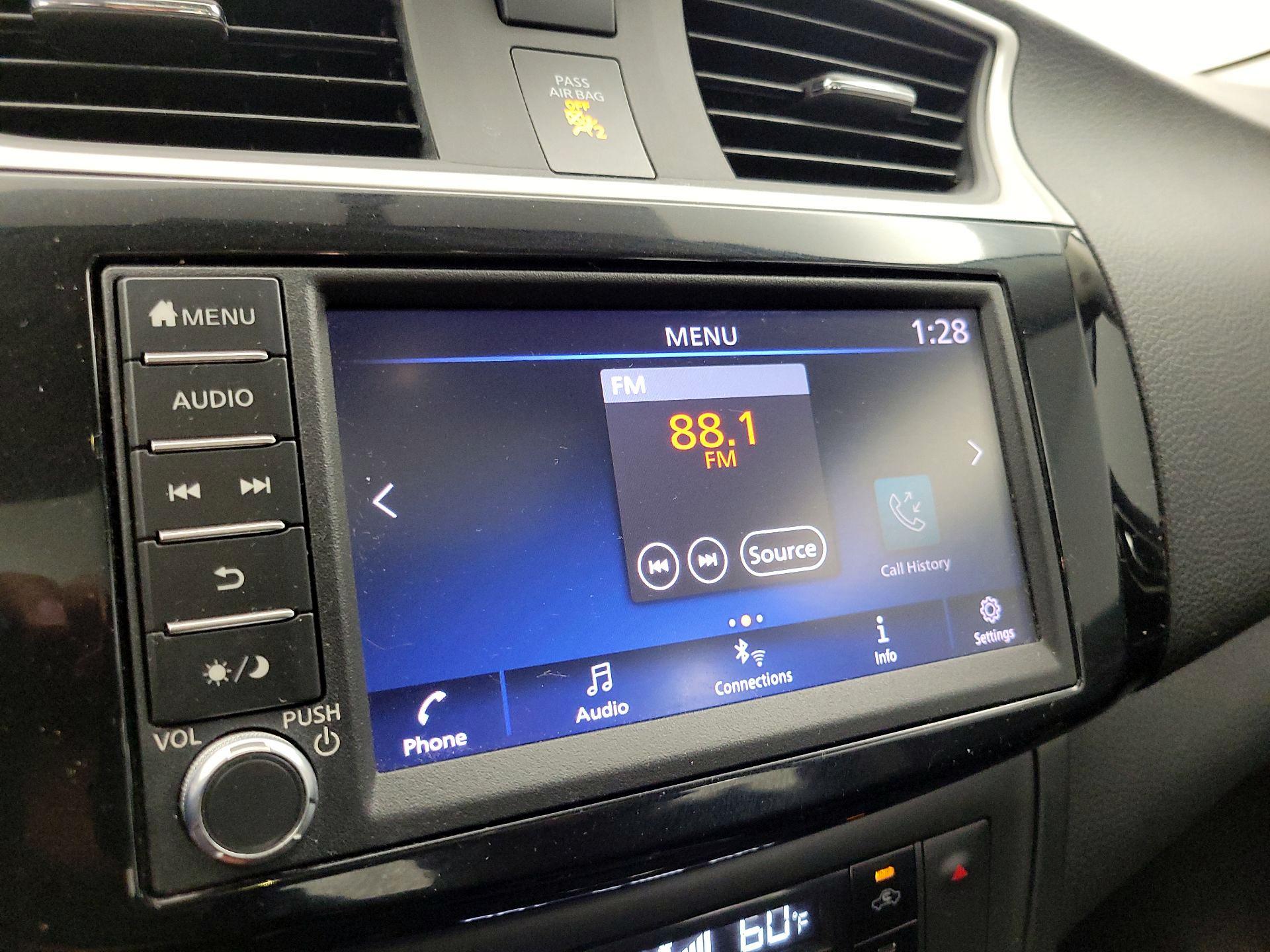 Thumbnail: 2019 Nissan Sentra - 15