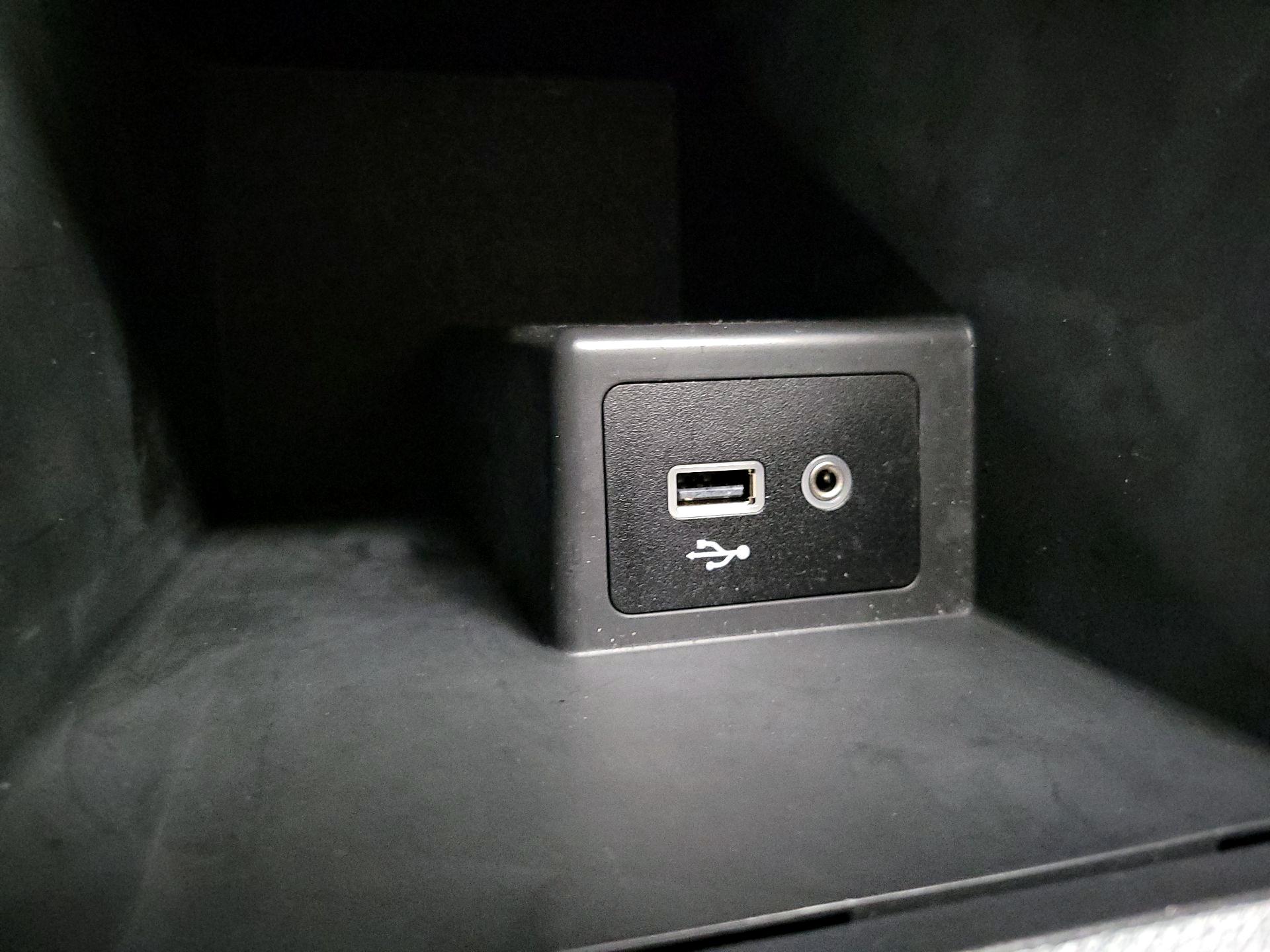 Thumbnail: 2019 Nissan Sentra - 18