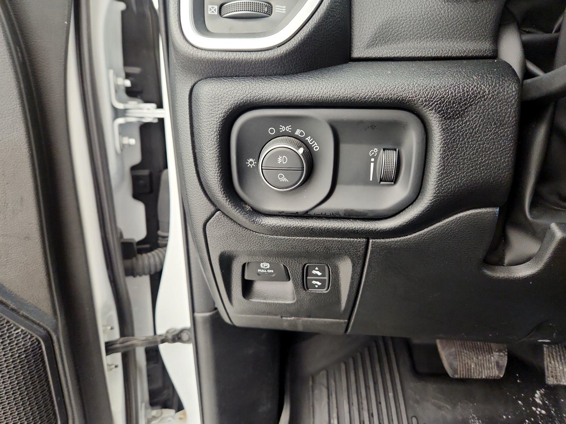 Thumbnail: 2022 RAM 1500 - 13