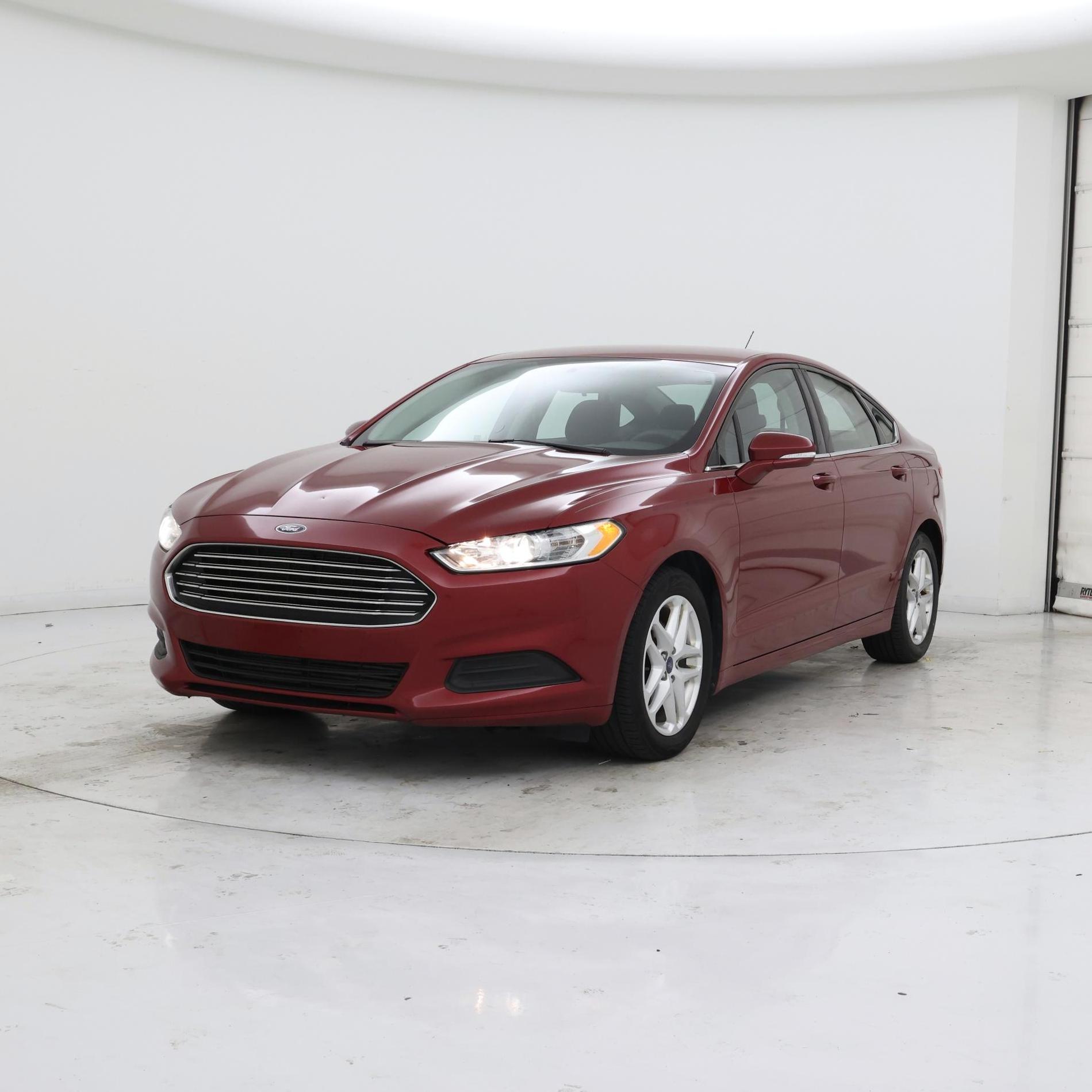 Thumbnail: 2014 Ford Fusion - 4