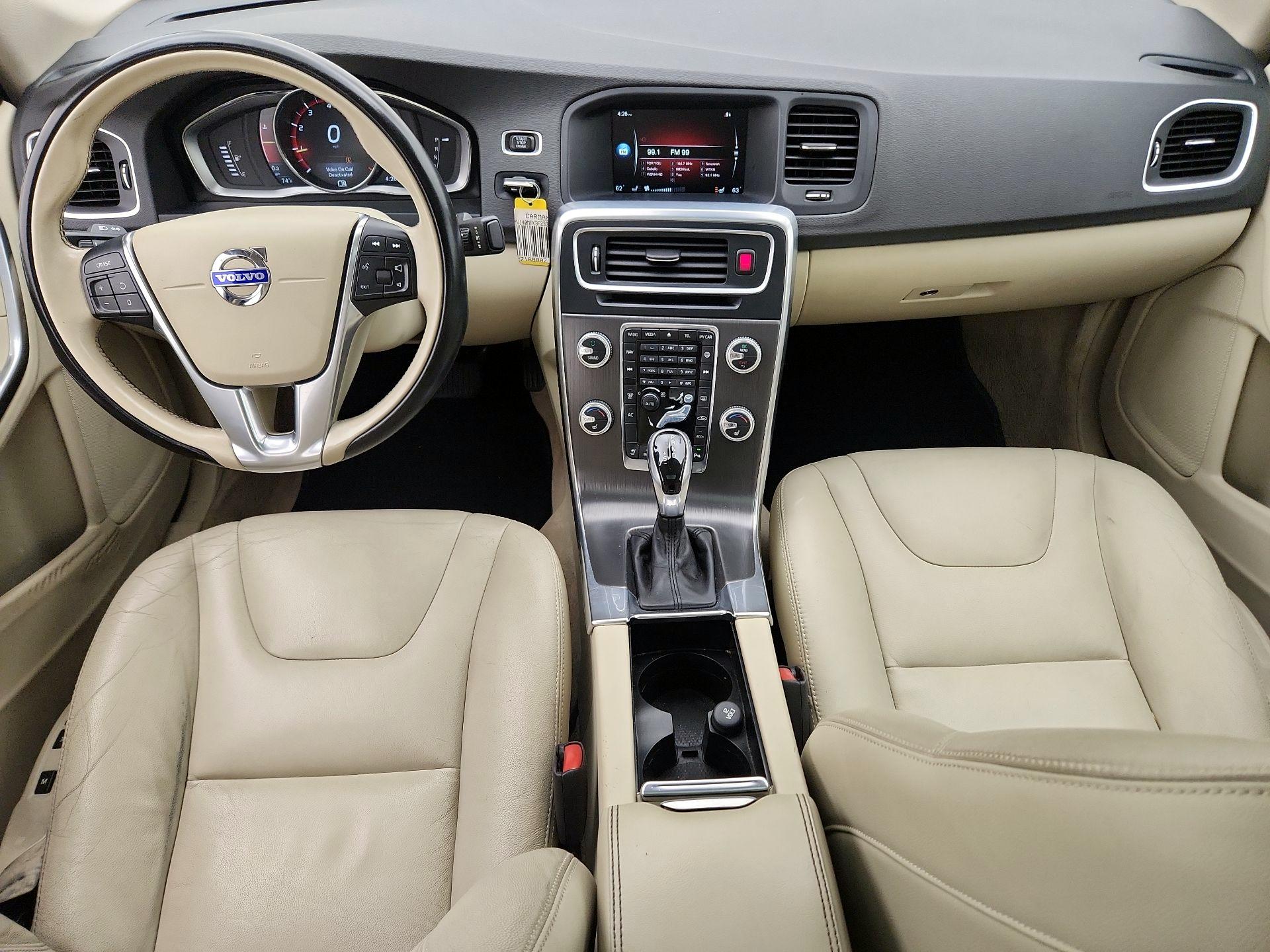 Thumbnail: 2015 Volvo S60 - 9