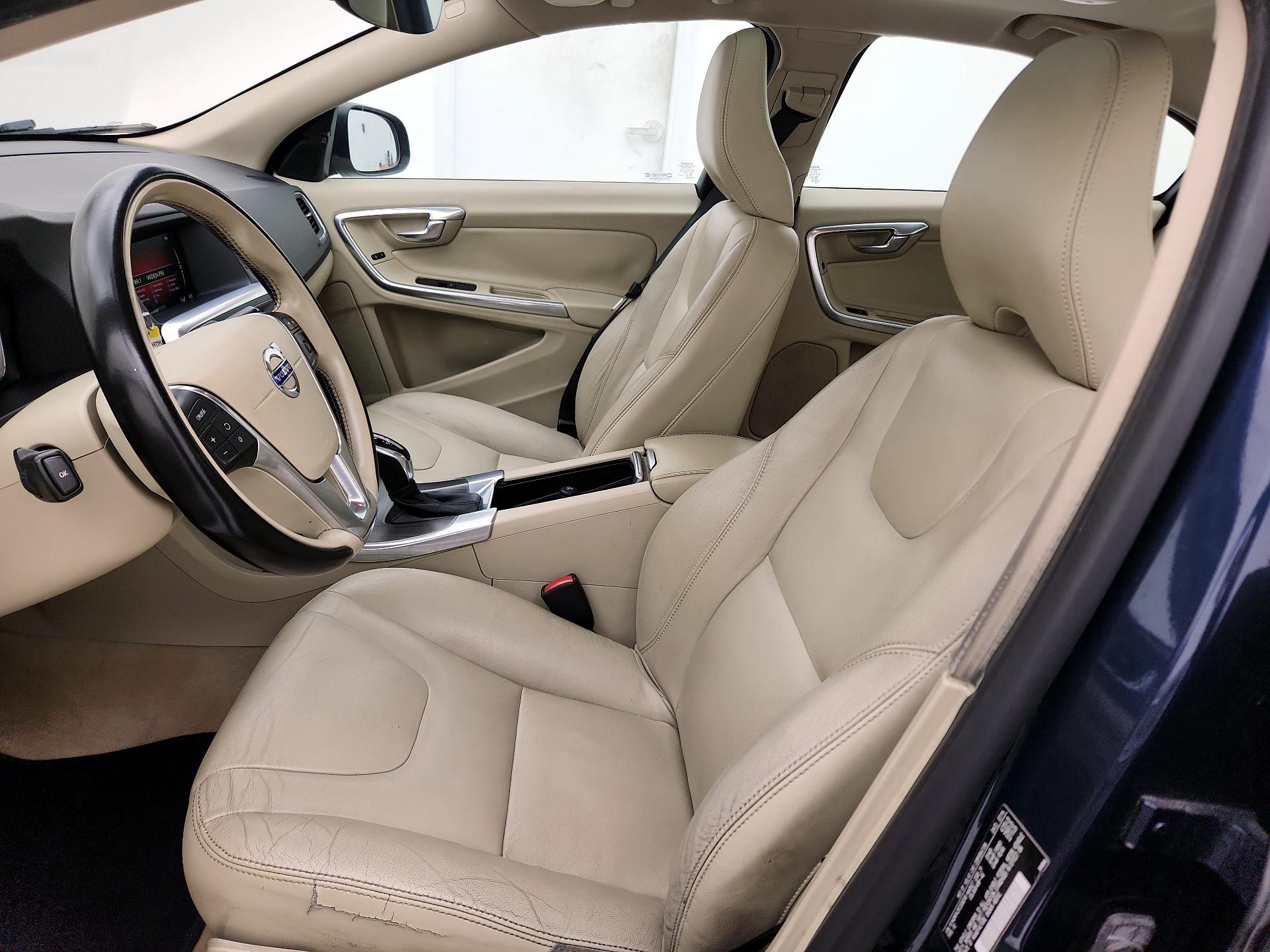 Thumbnail: 2015 Volvo S60 - 11