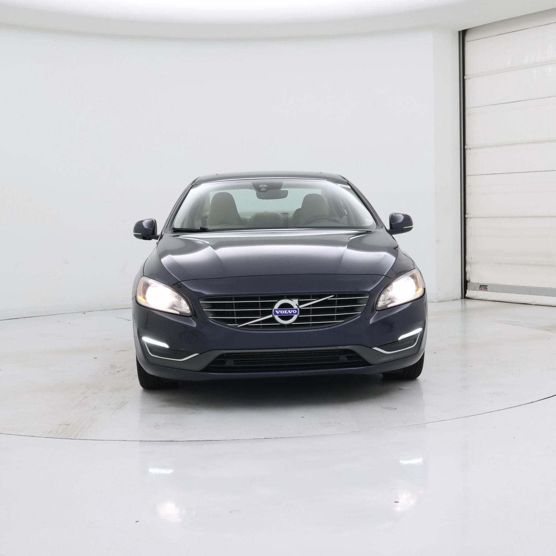 Thumbnail: 2015 Volvo S60 - 5