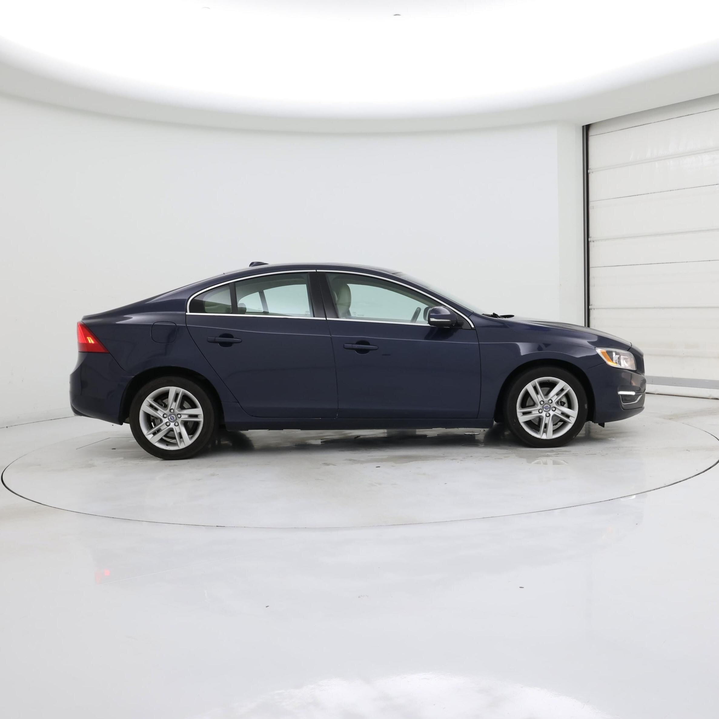 Thumbnail: 2015 Volvo S60 - 7