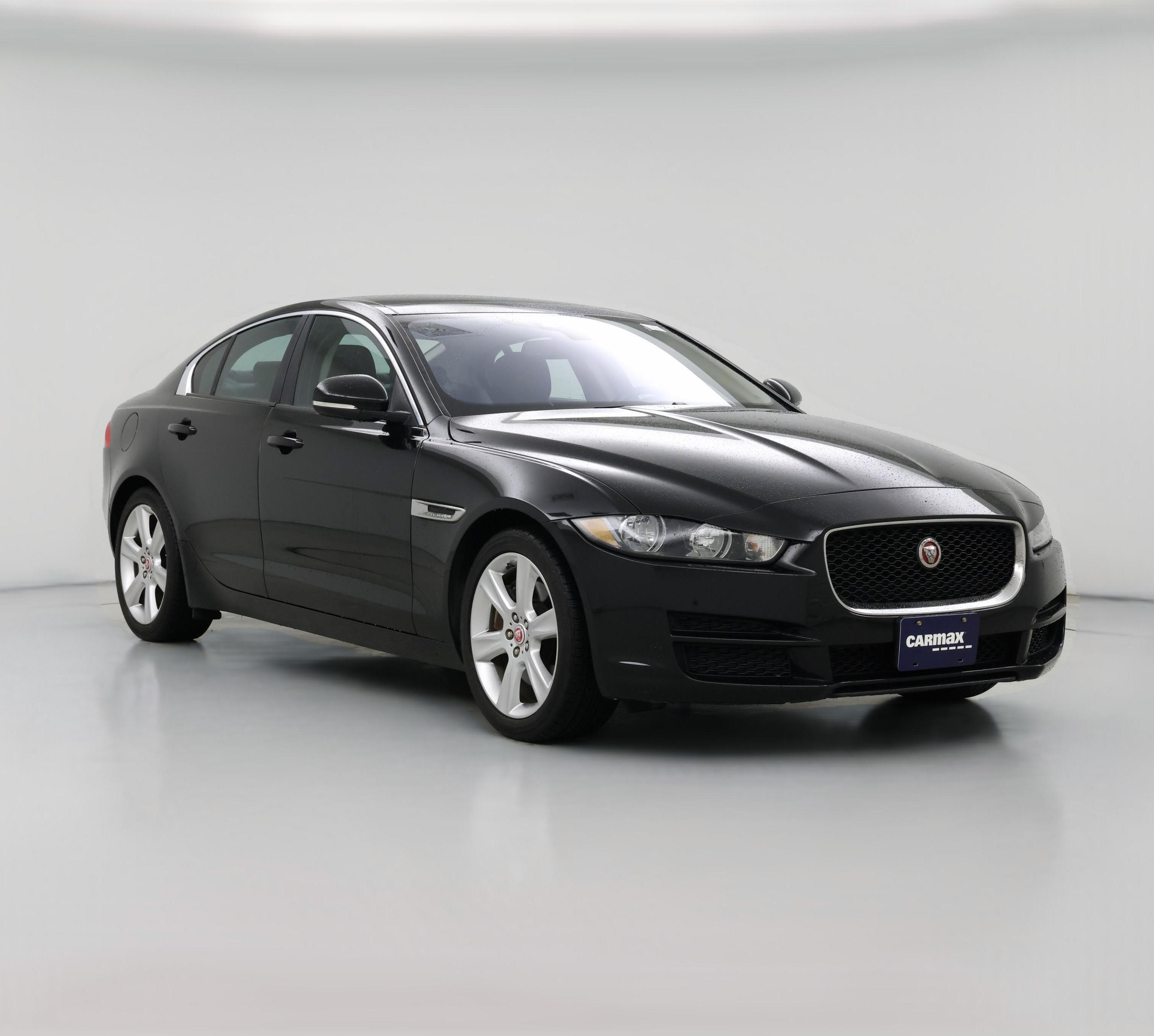 Thumbnail: 2017 Jaguar XE - 1