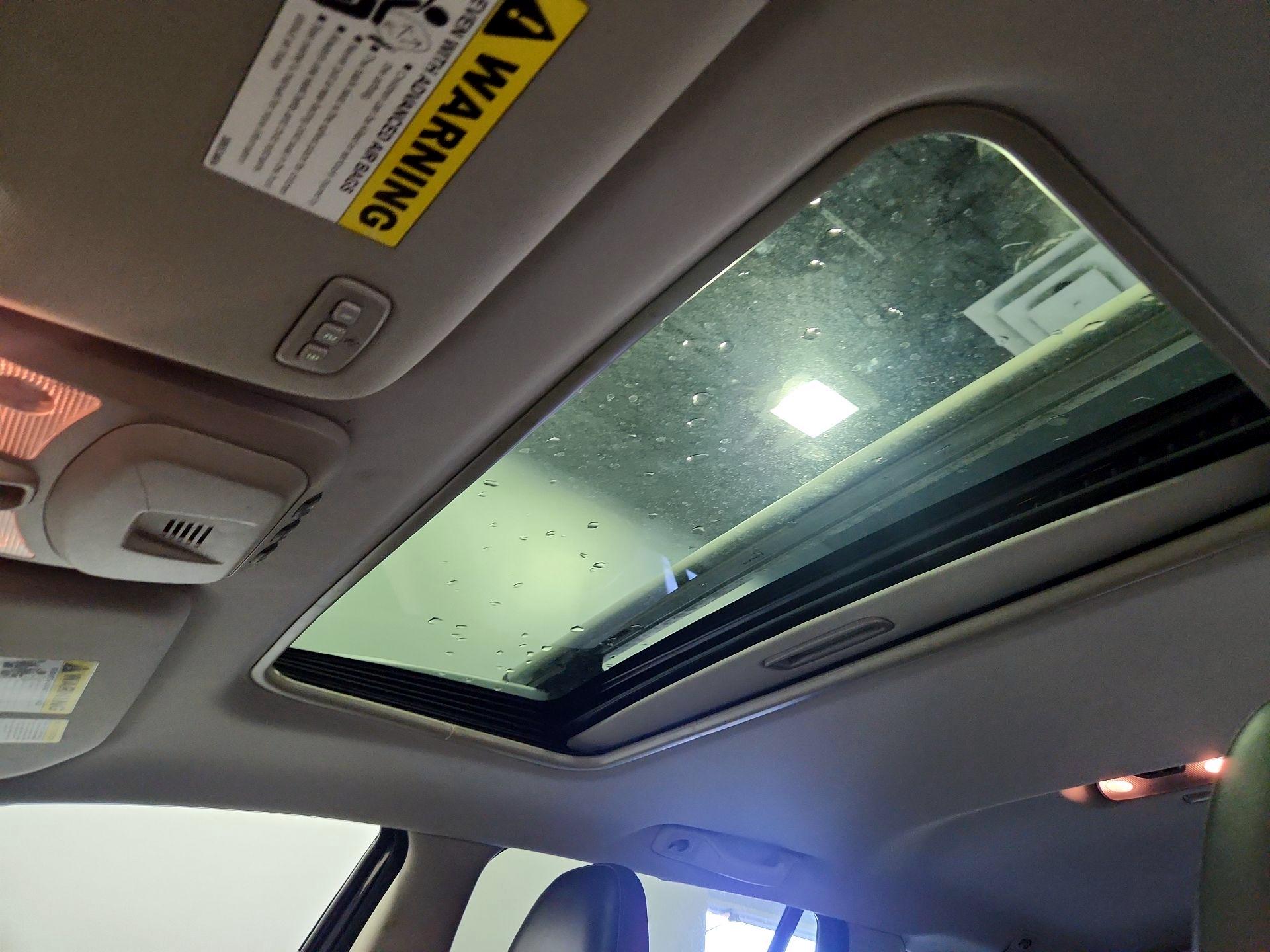 Thumbnail: 2014 Volvo XC90 - 18