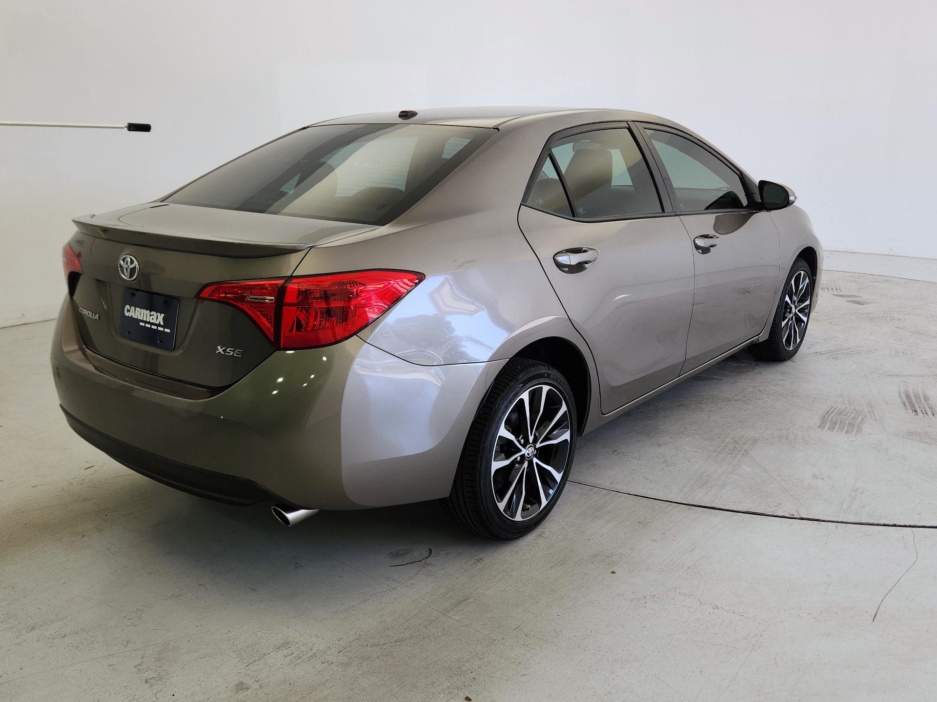 Thumbnail: 2018 Toyota Corolla - 5
