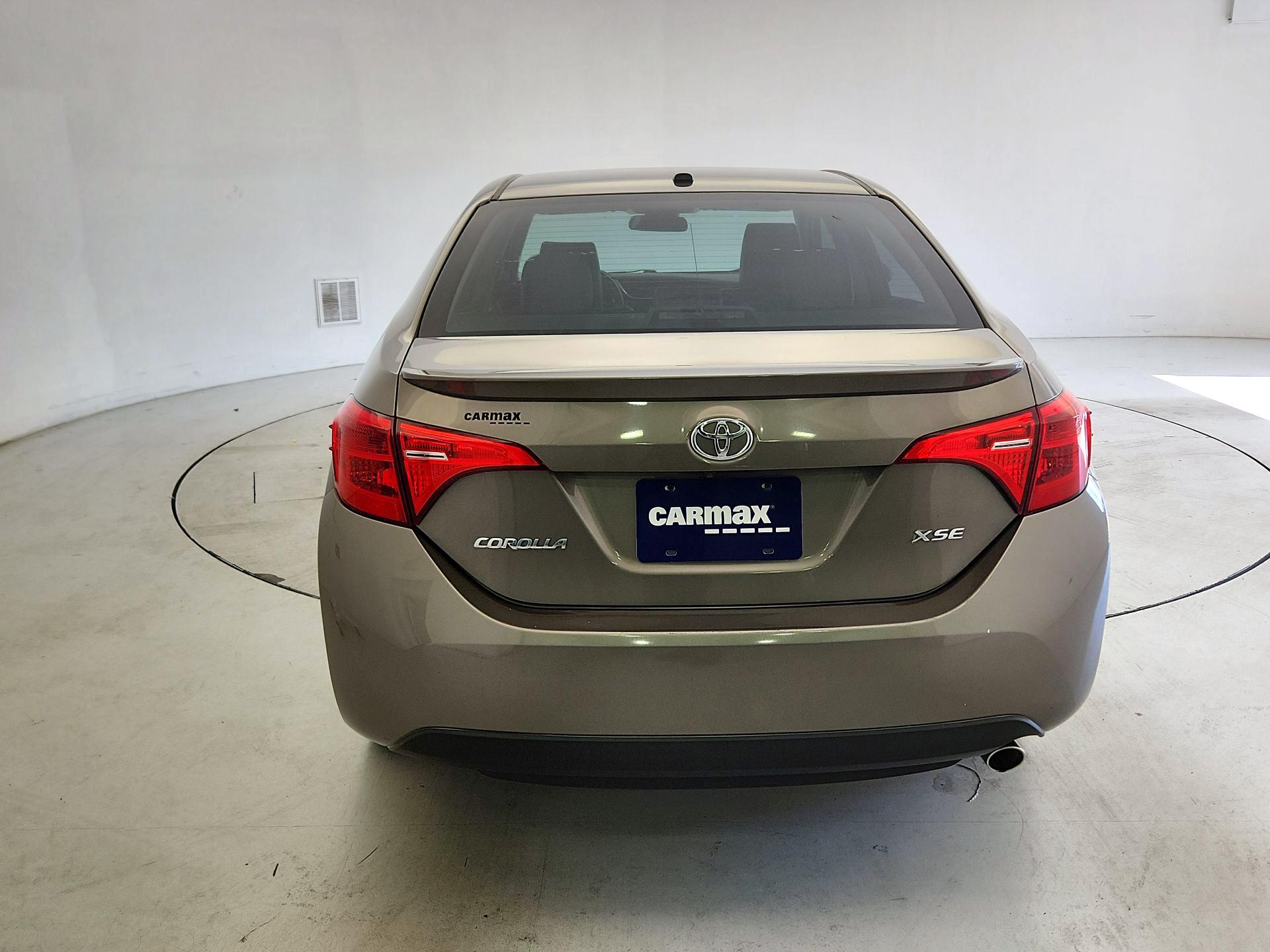 Thumbnail: 2018 Toyota Corolla - 6