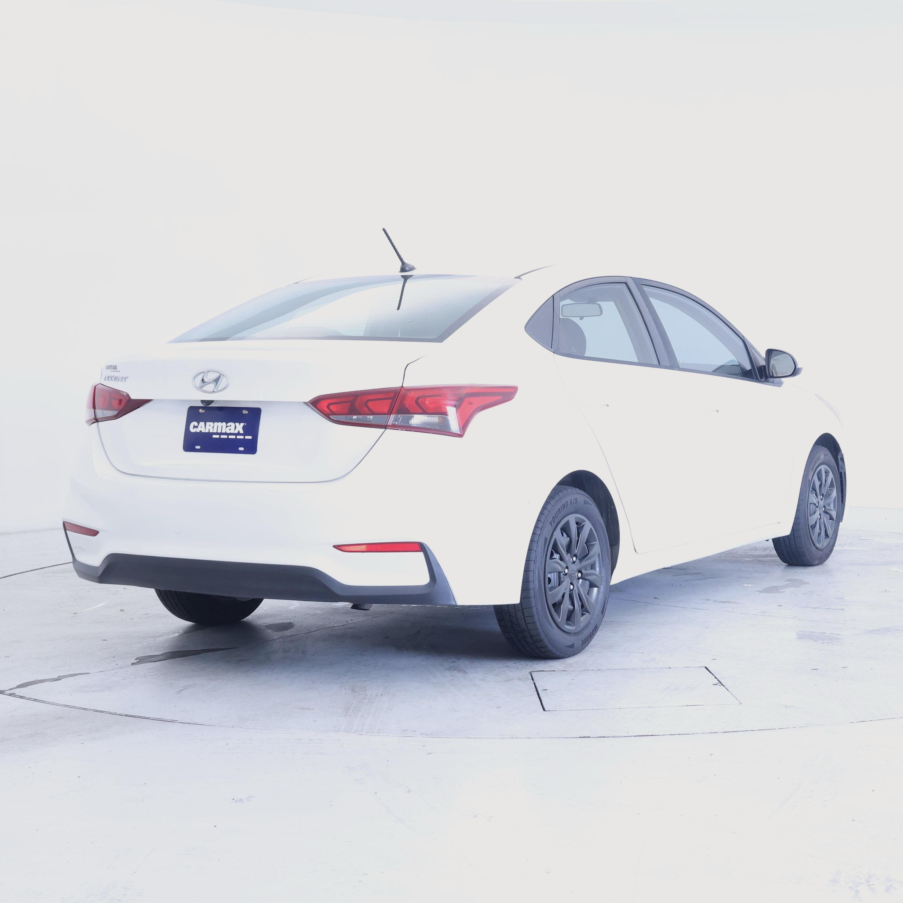 Thumbnail: 2018 Hyundai Accent - 8