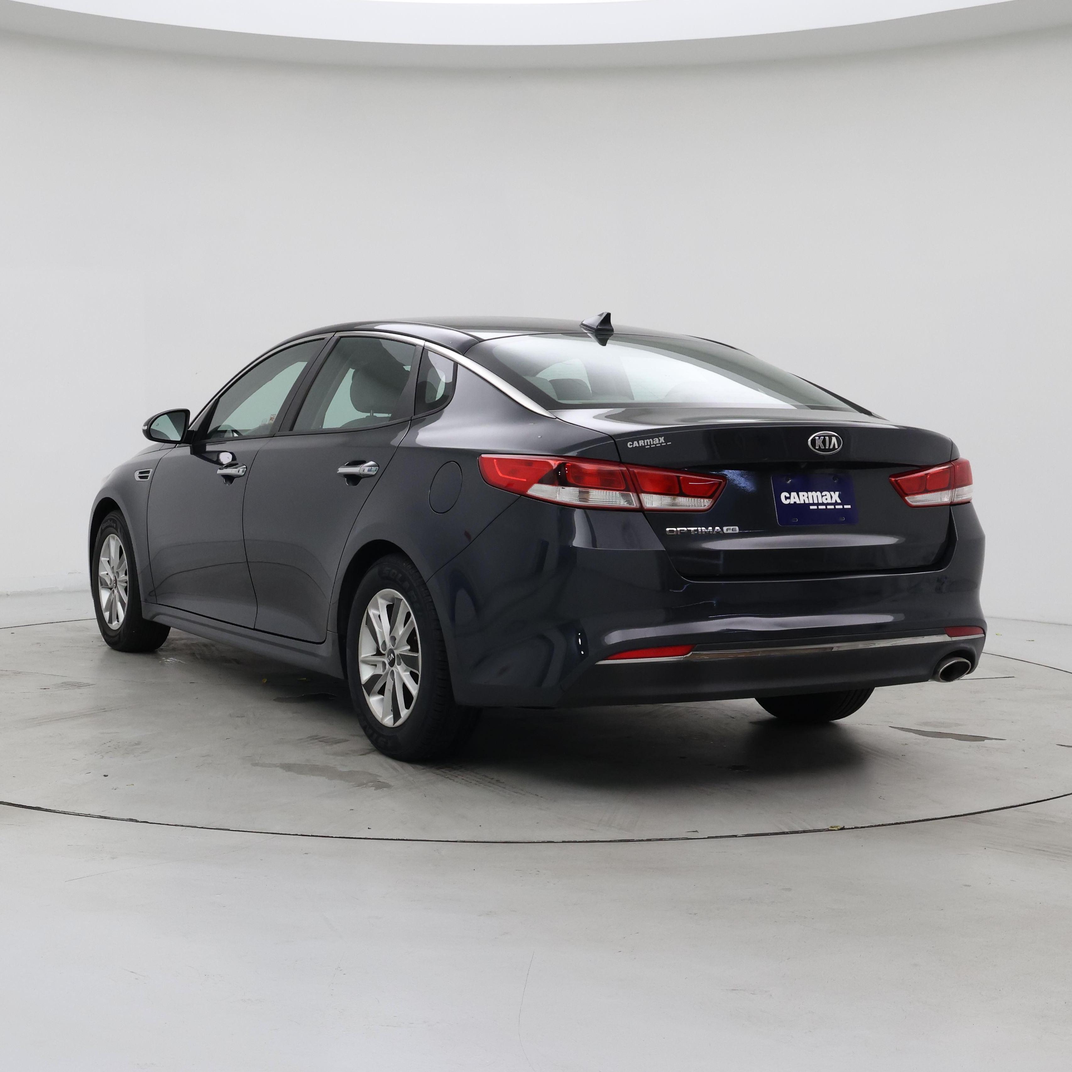 Thumbnail: 2016 Kia Optima - 2