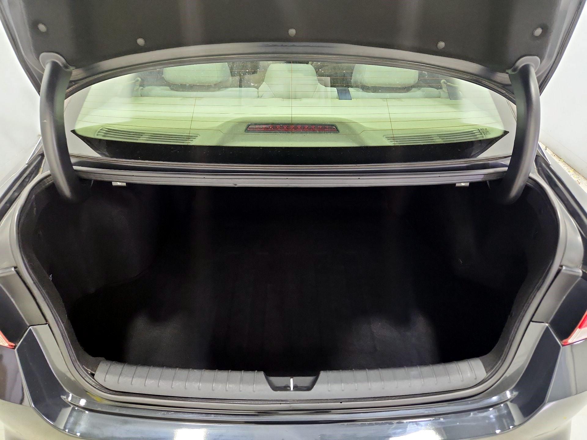 Thumbnail: 2016 Kia Optima - 20