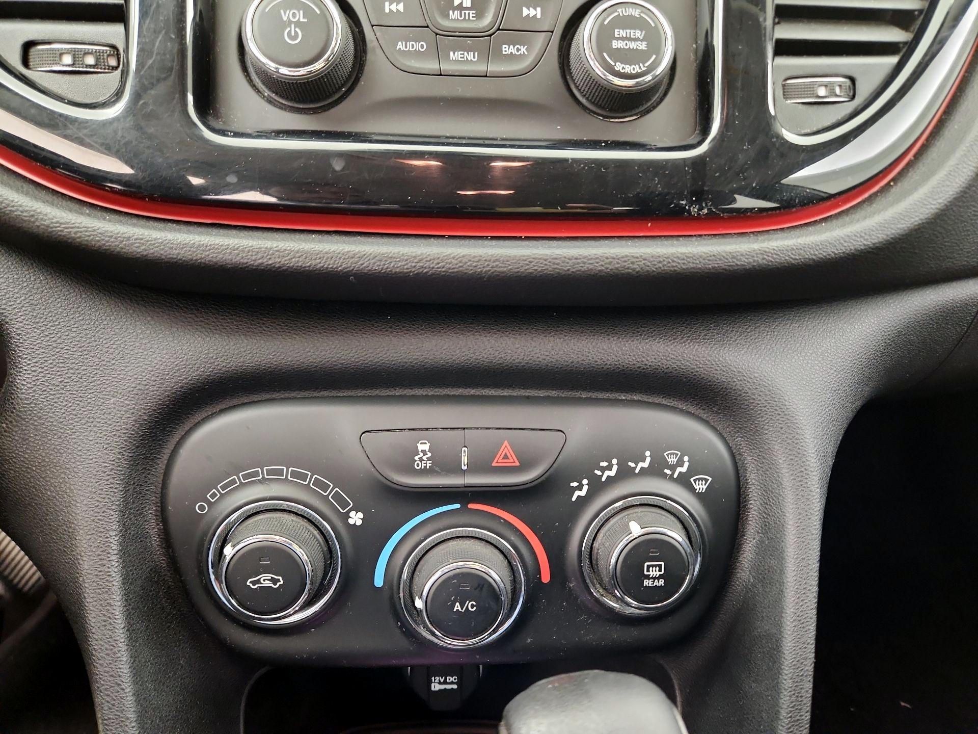 Thumbnail: 2016 Dodge Dart - 15