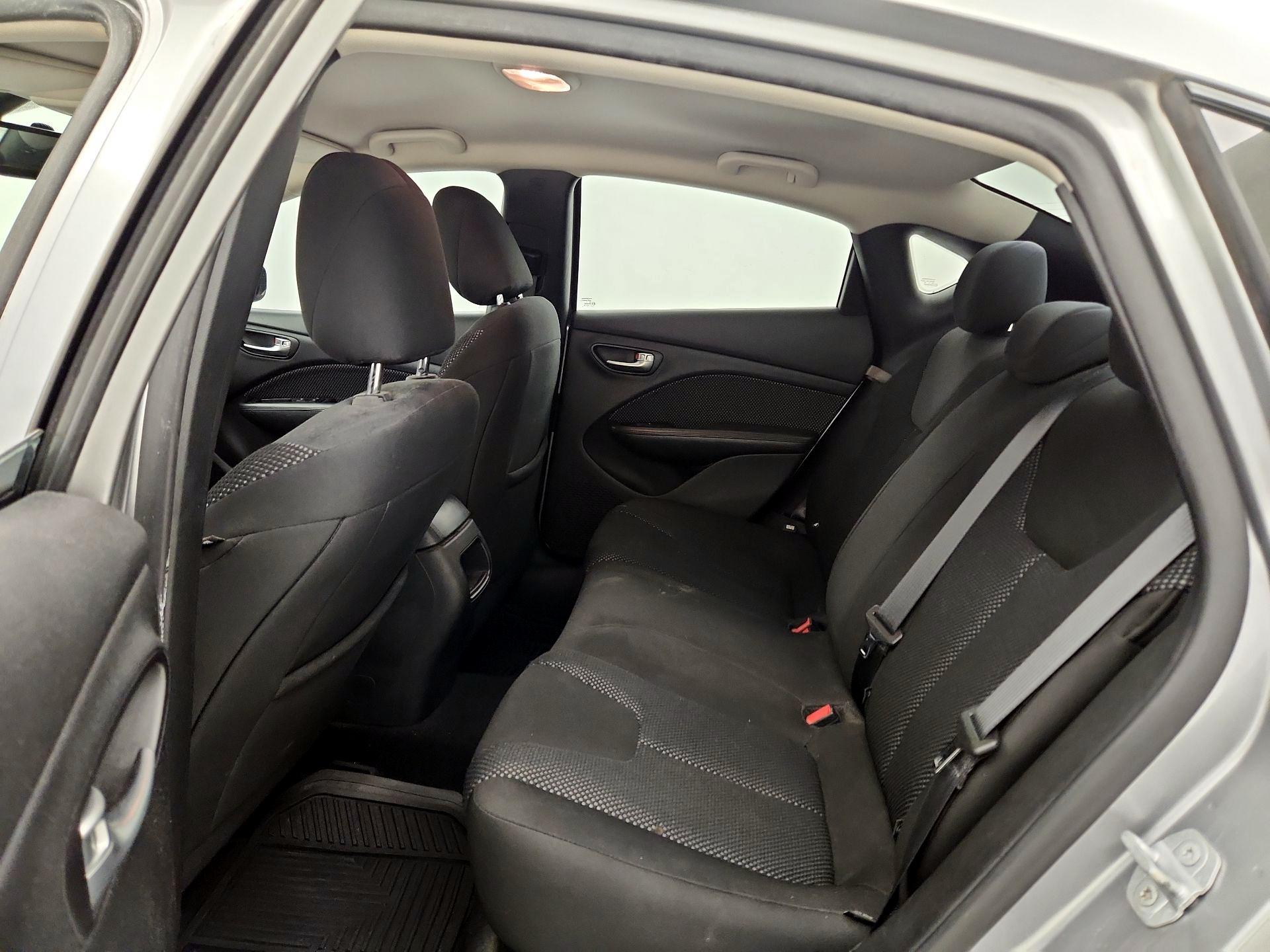 Thumbnail: 2016 Dodge Dart - 17