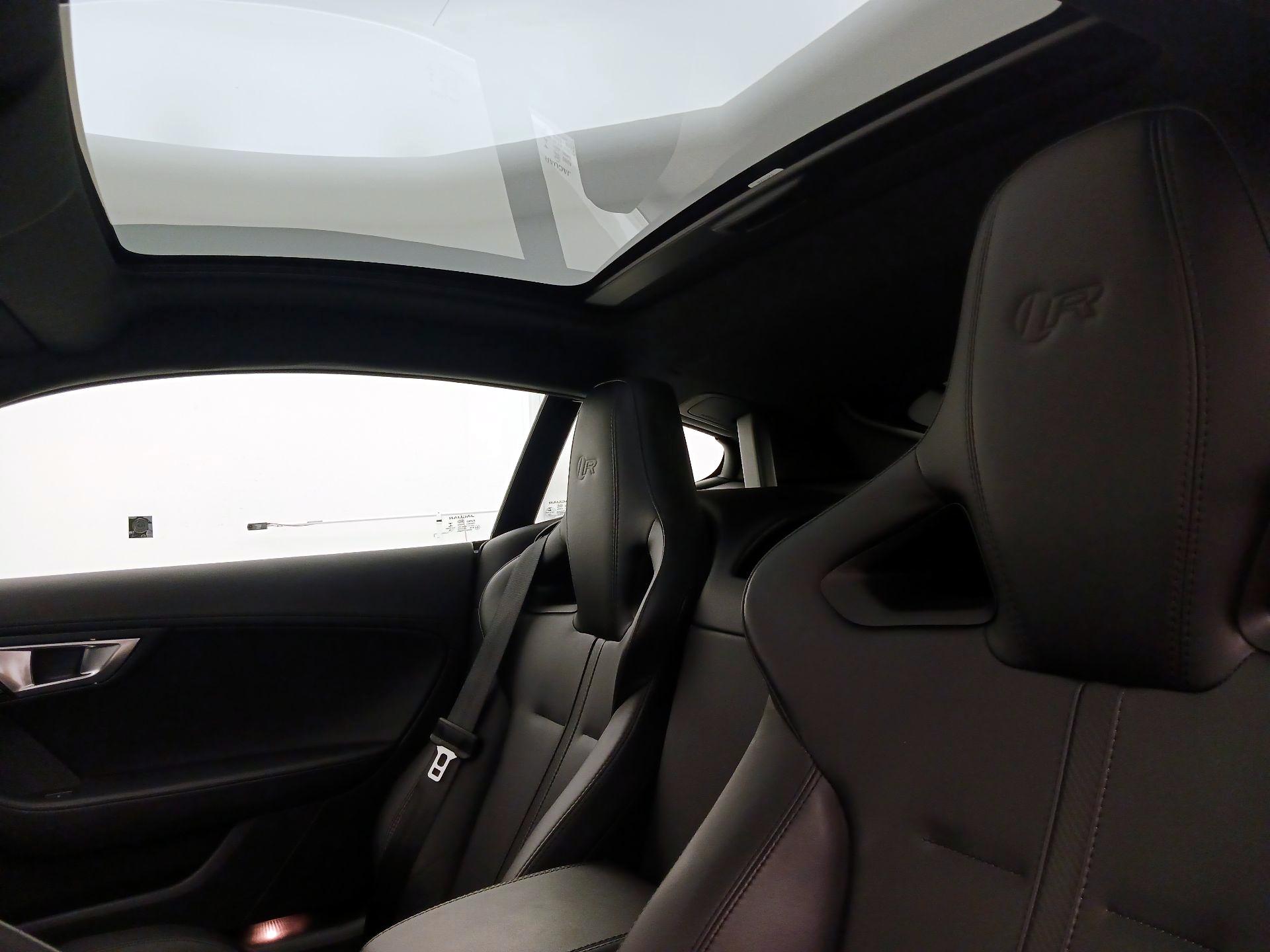 Thumbnail: 2016 Jaguar F-Type - 20