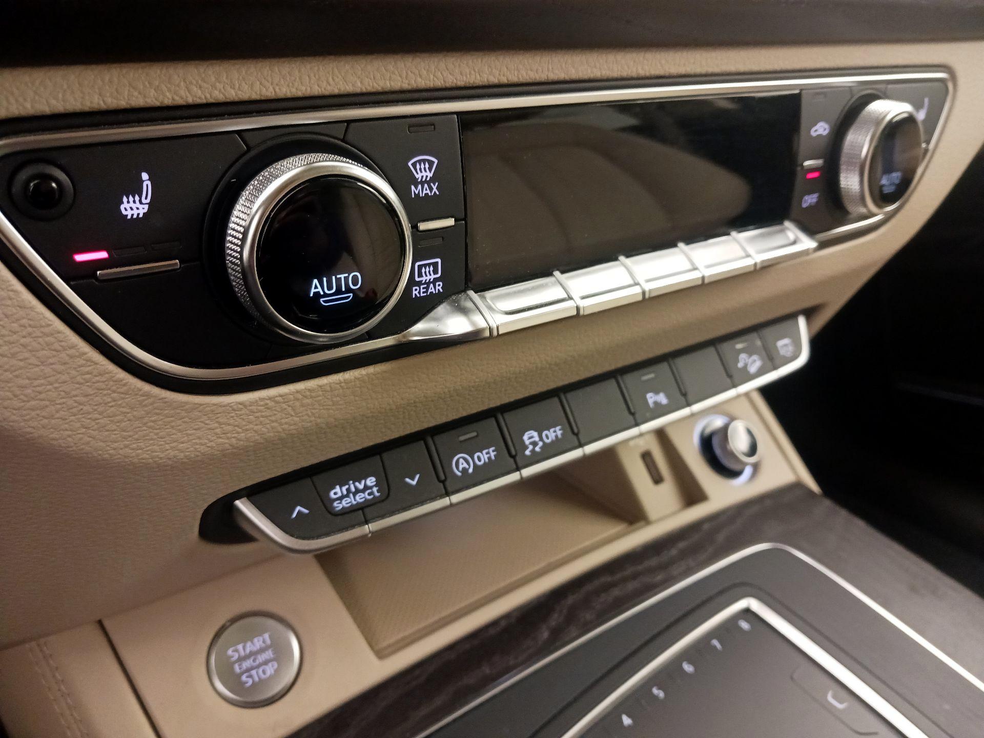 Thumbnail: 2018 Audi Q5 - 16