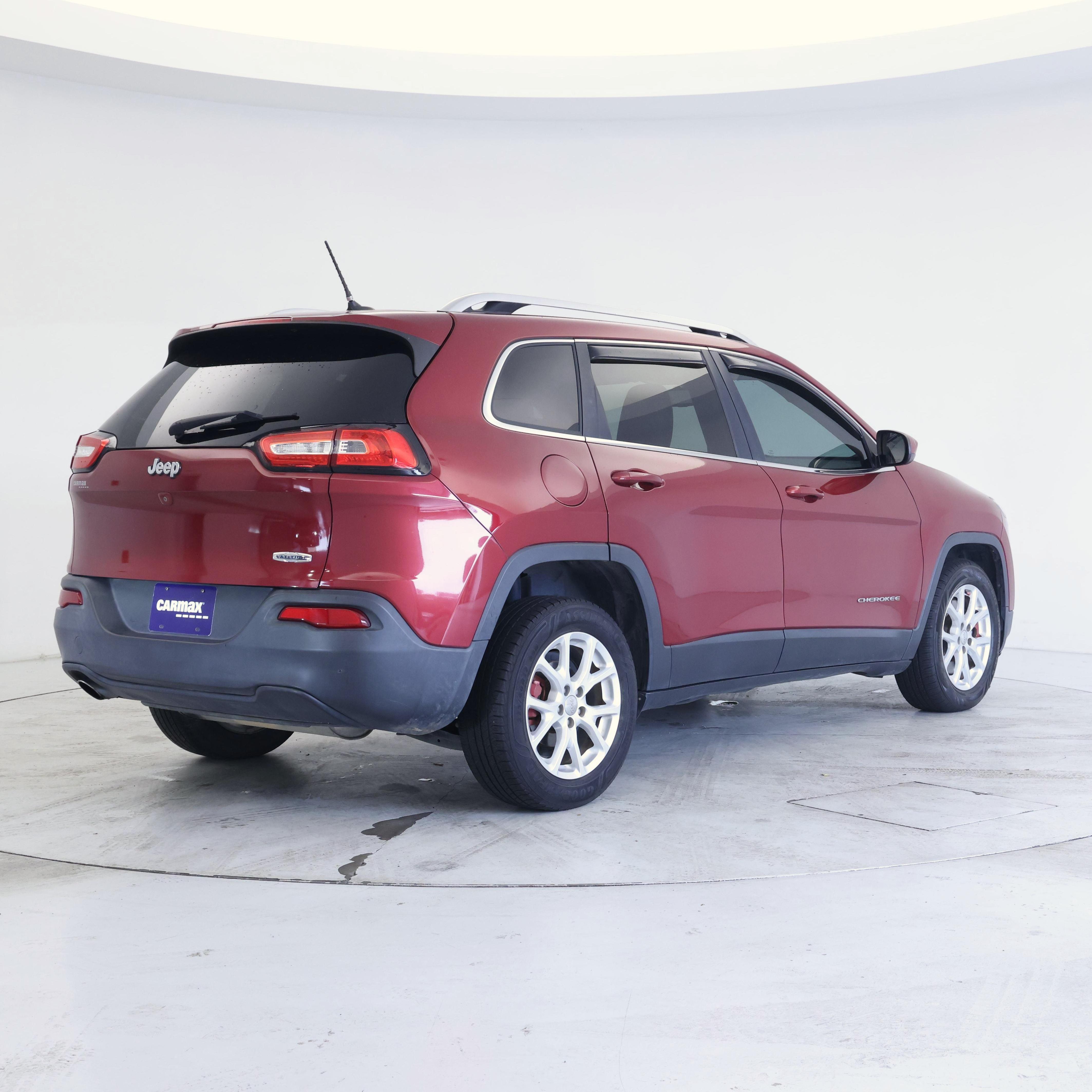 Thumbnail: 2015 Jeep Cherokee - 8