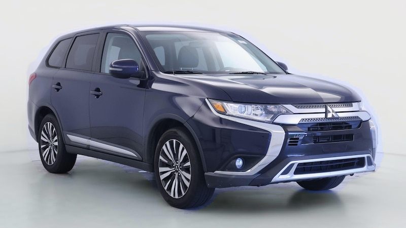 2019 Mitsubishi Outlander SE Hero Image