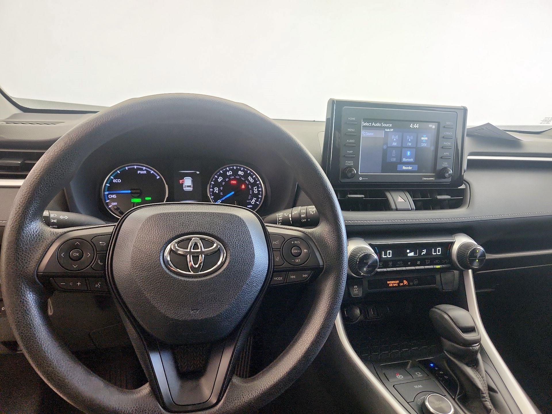 Thumbnail: 2022 Toyota RAV4 - 11