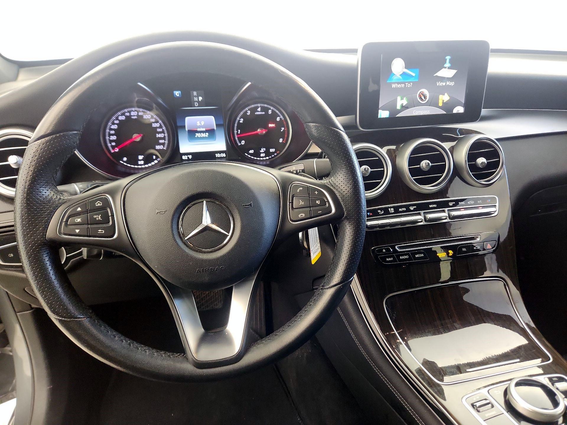 Thumbnail: 2017 Mercedes-Benz GLC - 9