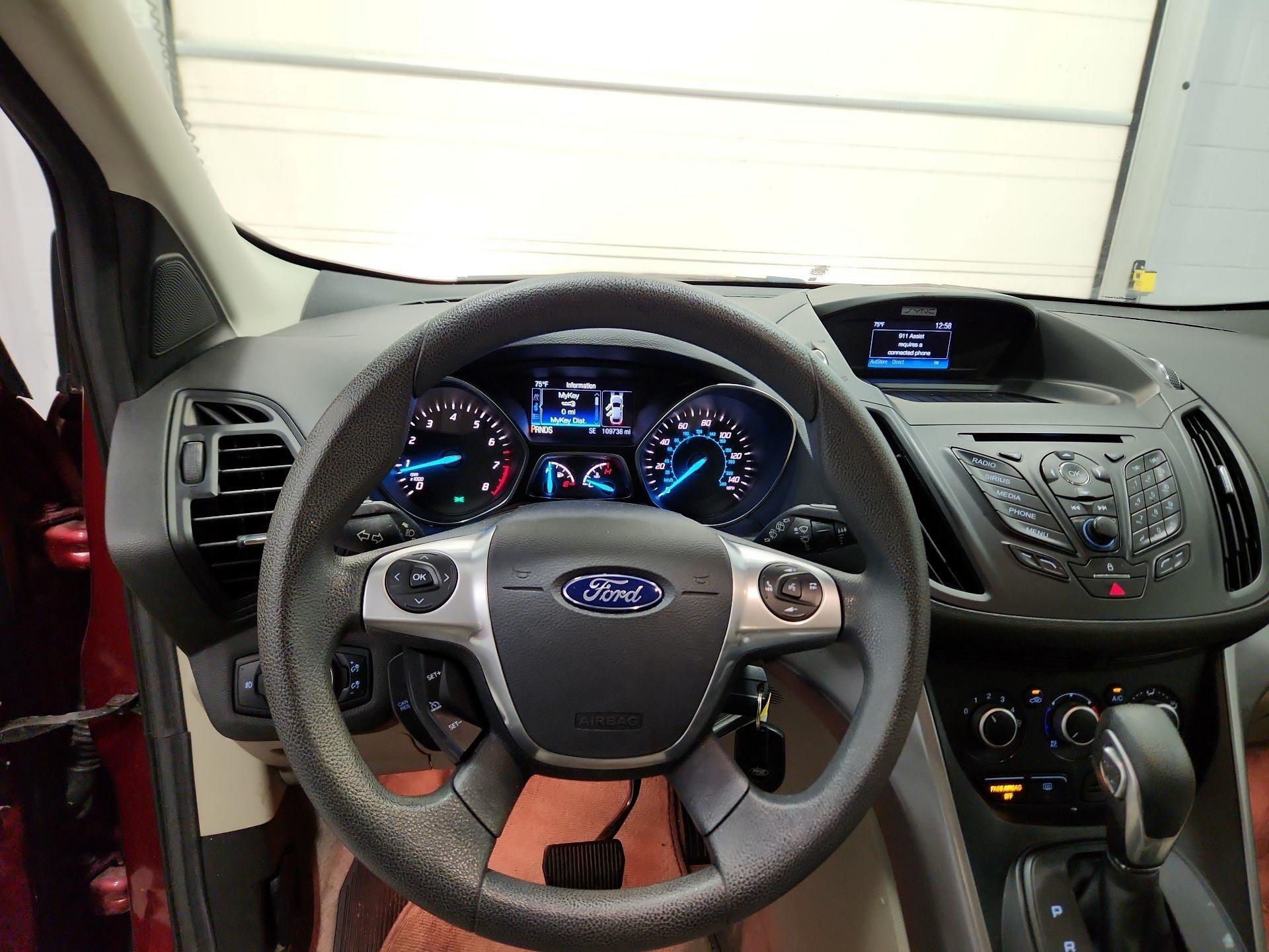 Thumbnail: 2016 Ford Escape - 10