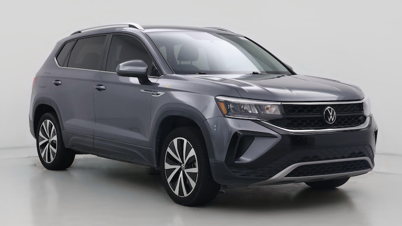 2022 Volkswagen Taos SE Hero Image