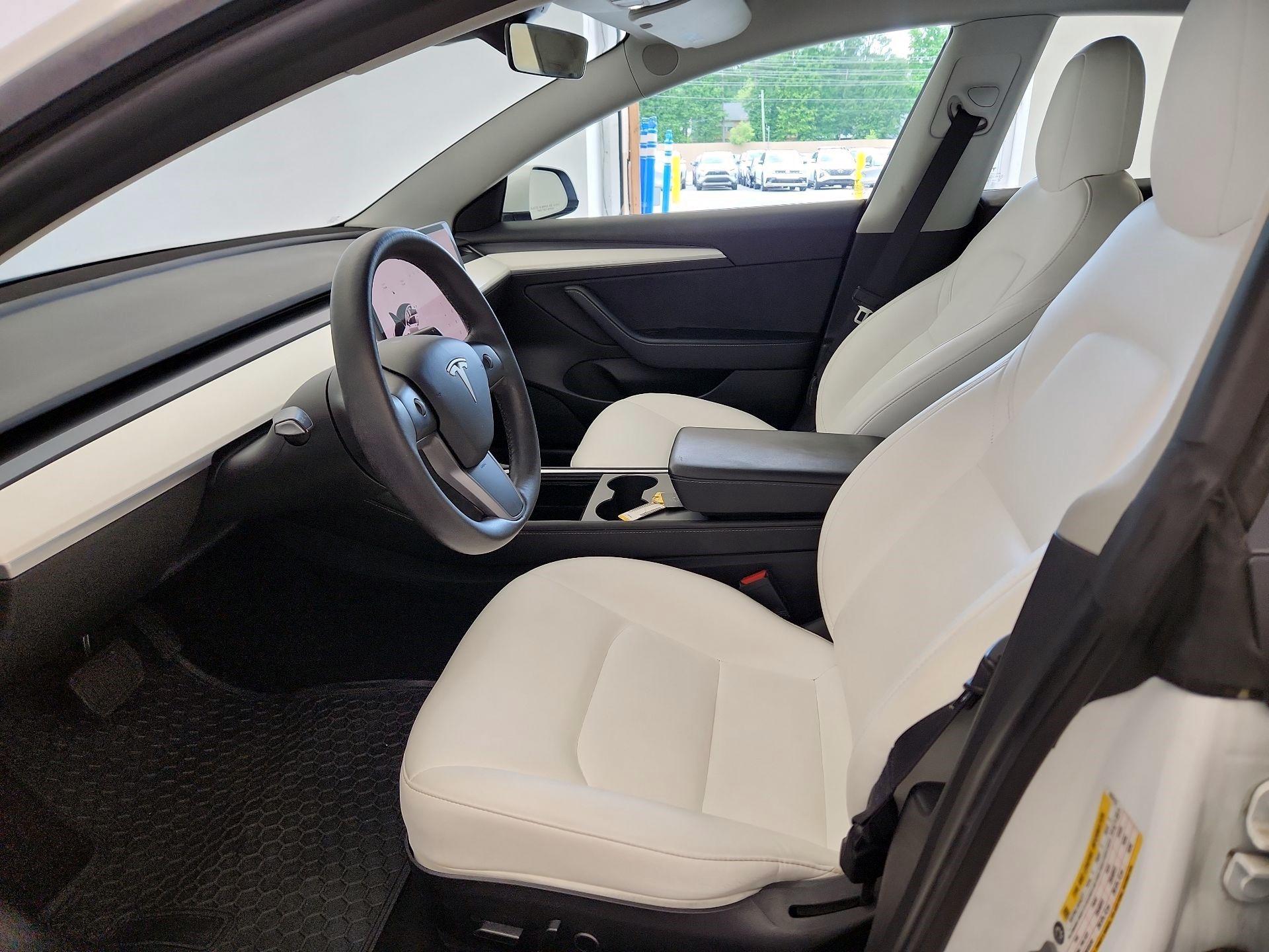 Thumbnail: 2021 Tesla Model 3 - 11