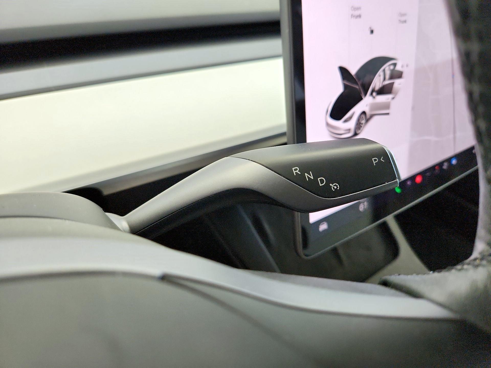 Thumbnail: 2021 Tesla Model 3 - 16