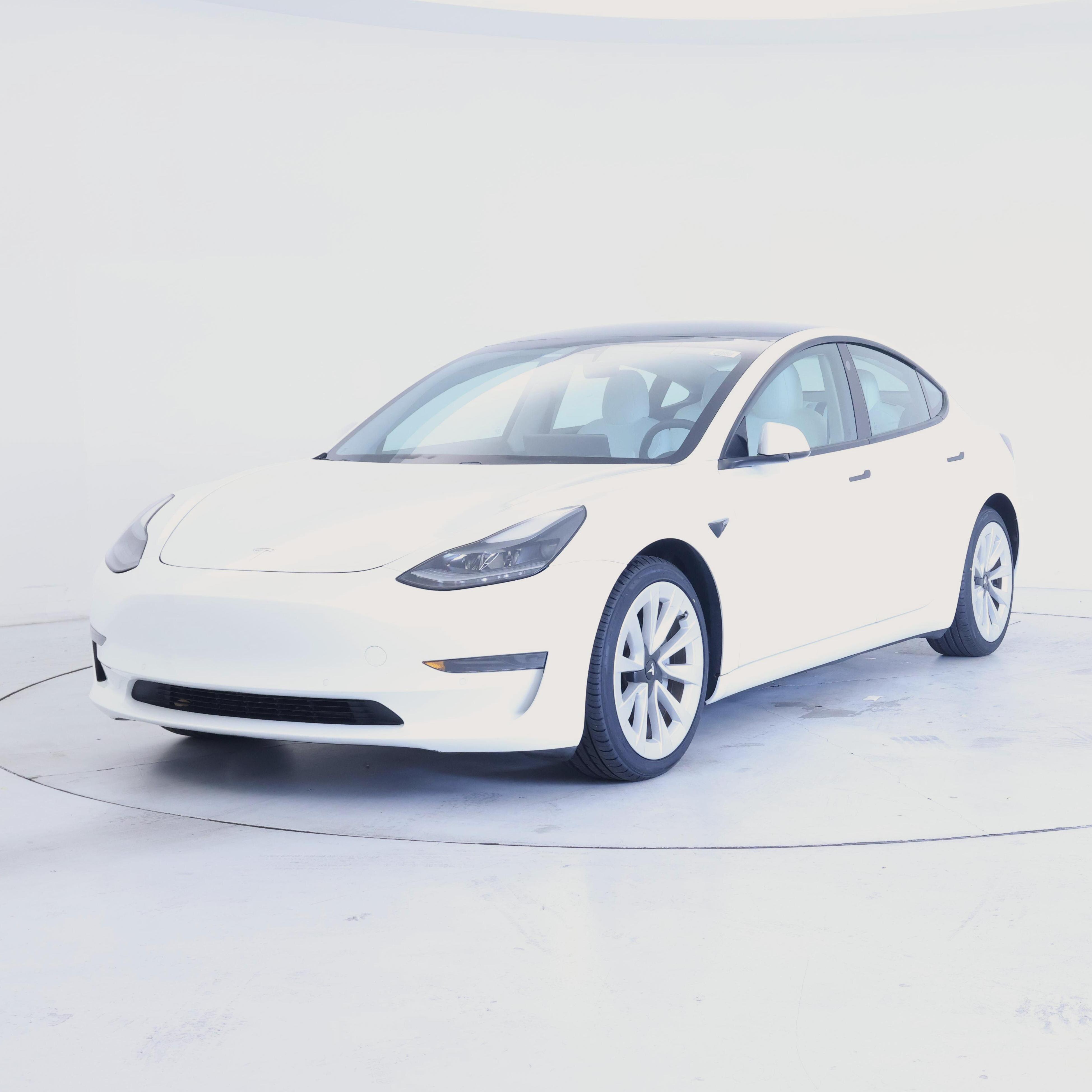 Thumbnail: 2021 Tesla Model 3 - 4