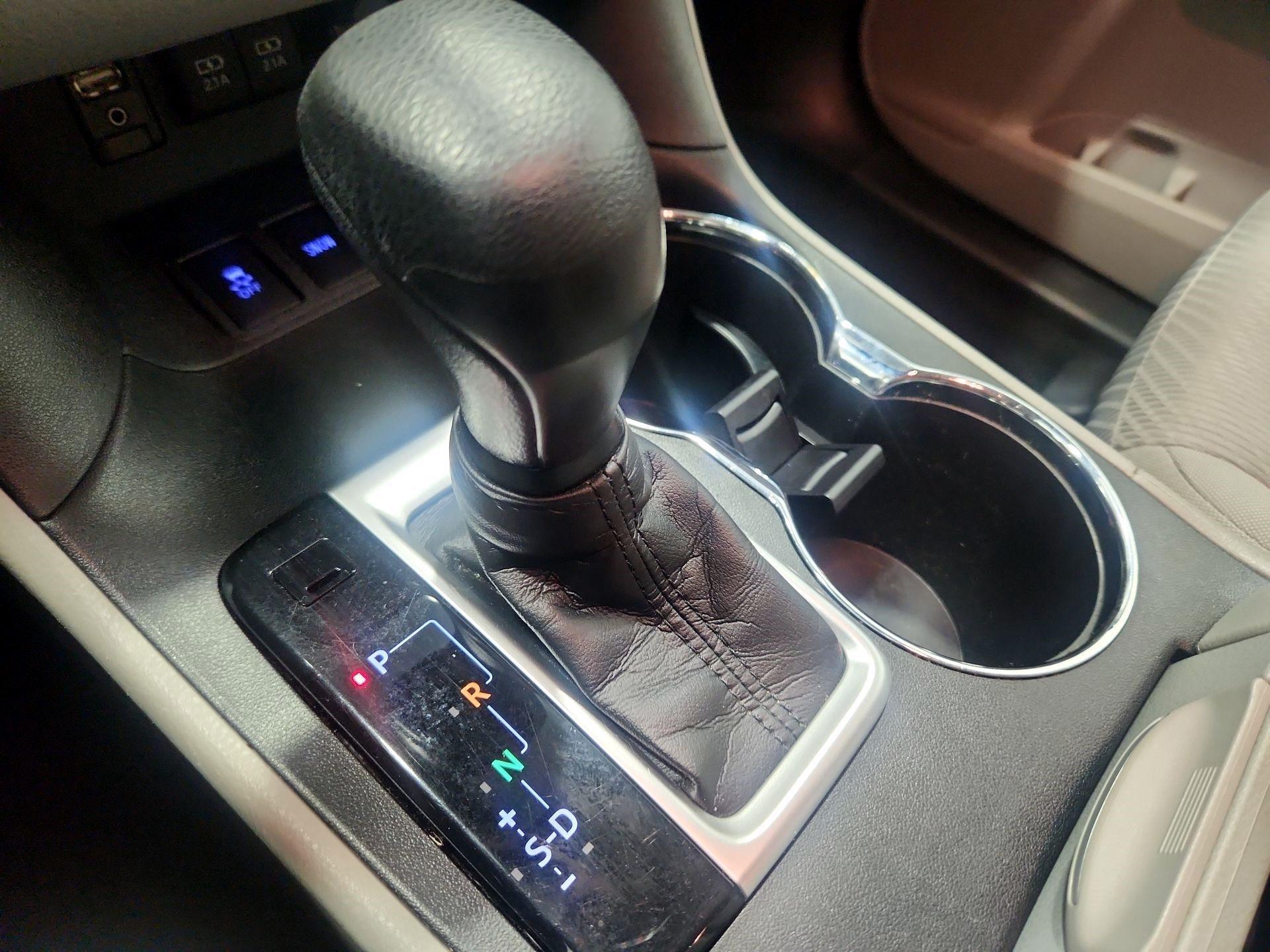 Thumbnail: 2018 Toyota Highlander - 17