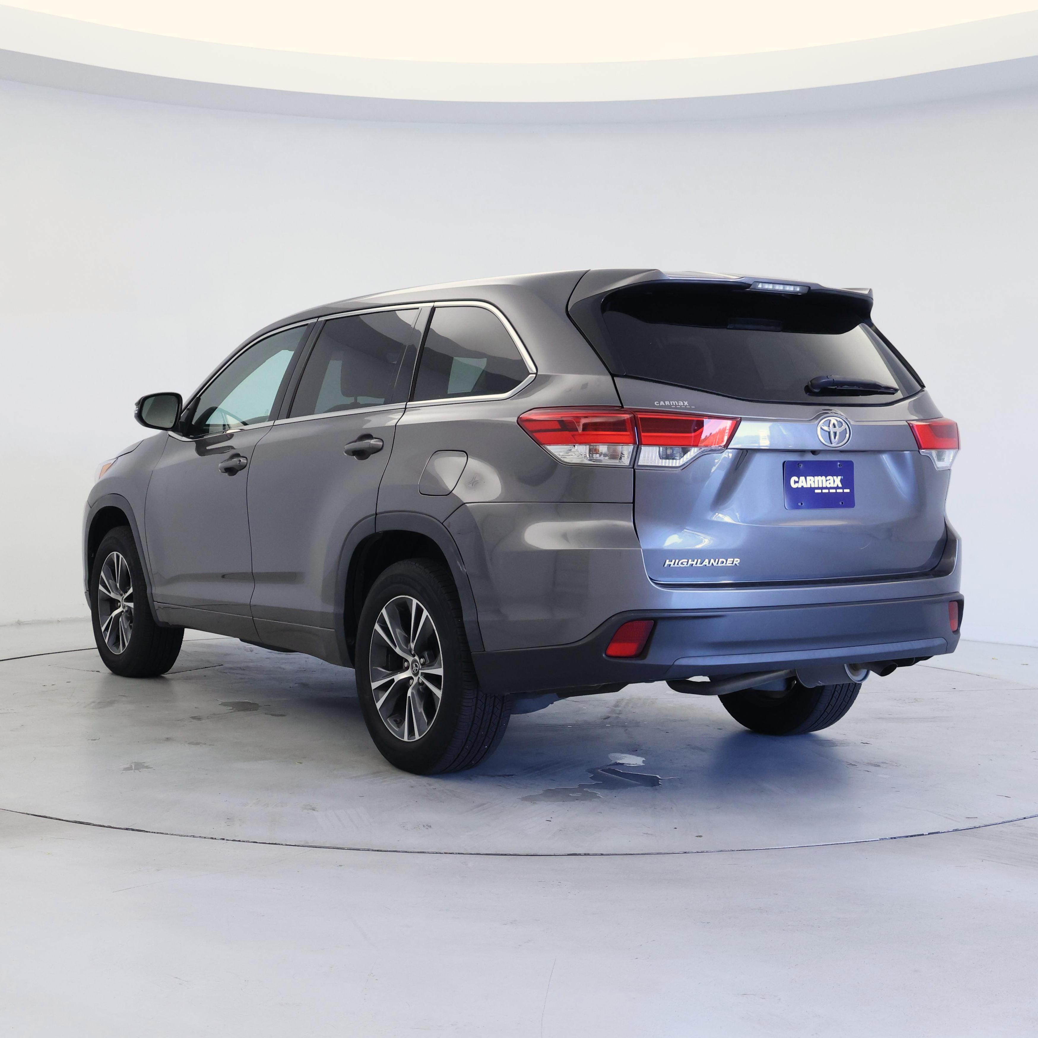 Thumbnail: 2018 Toyota Highlander - 2