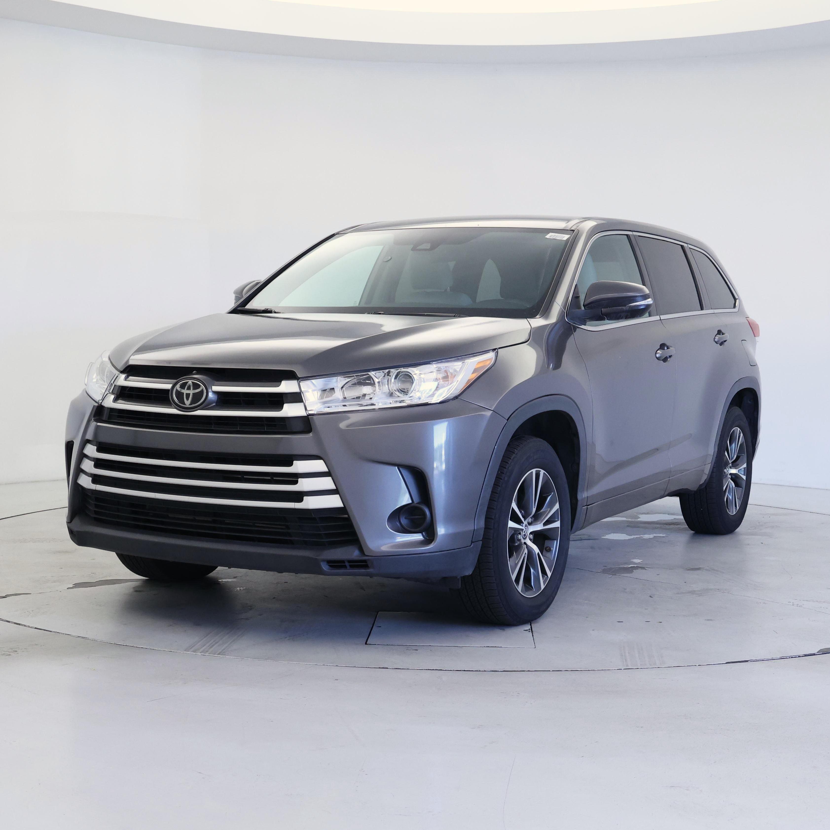 Thumbnail: 2018 Toyota Highlander - 4