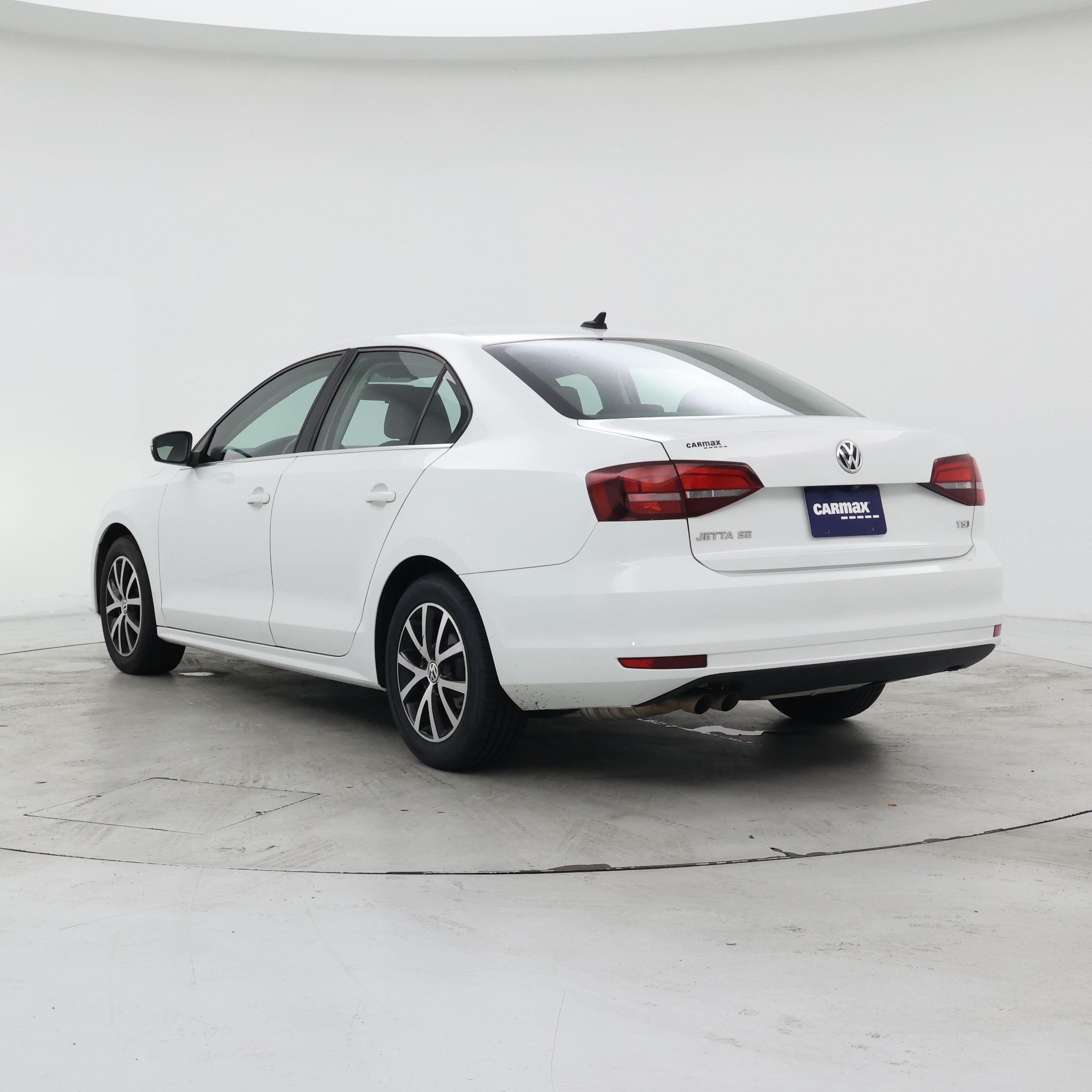 Thumbnail: 2017 Volkswagen Jetta - 2