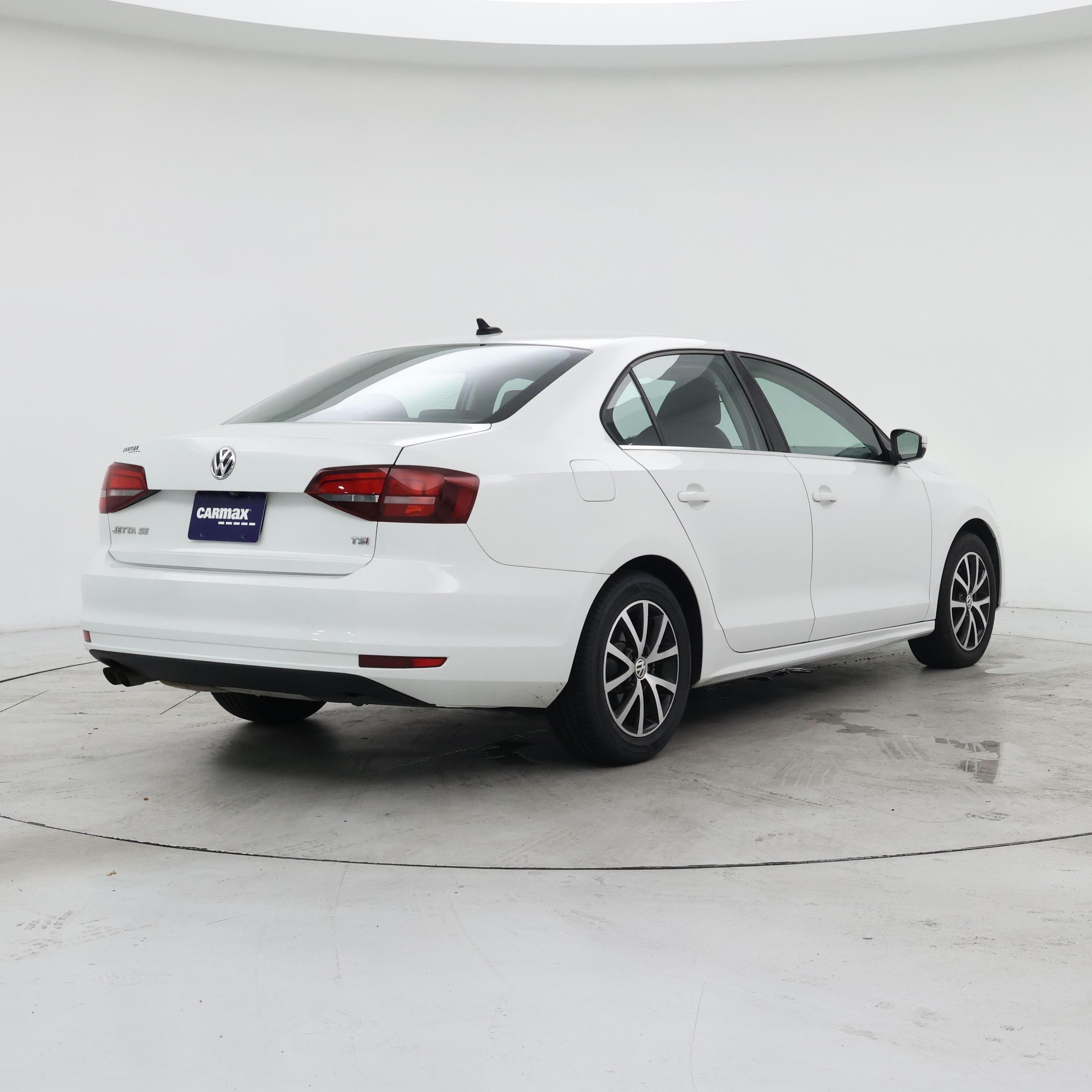 Thumbnail: 2017 Volkswagen Jetta - 8