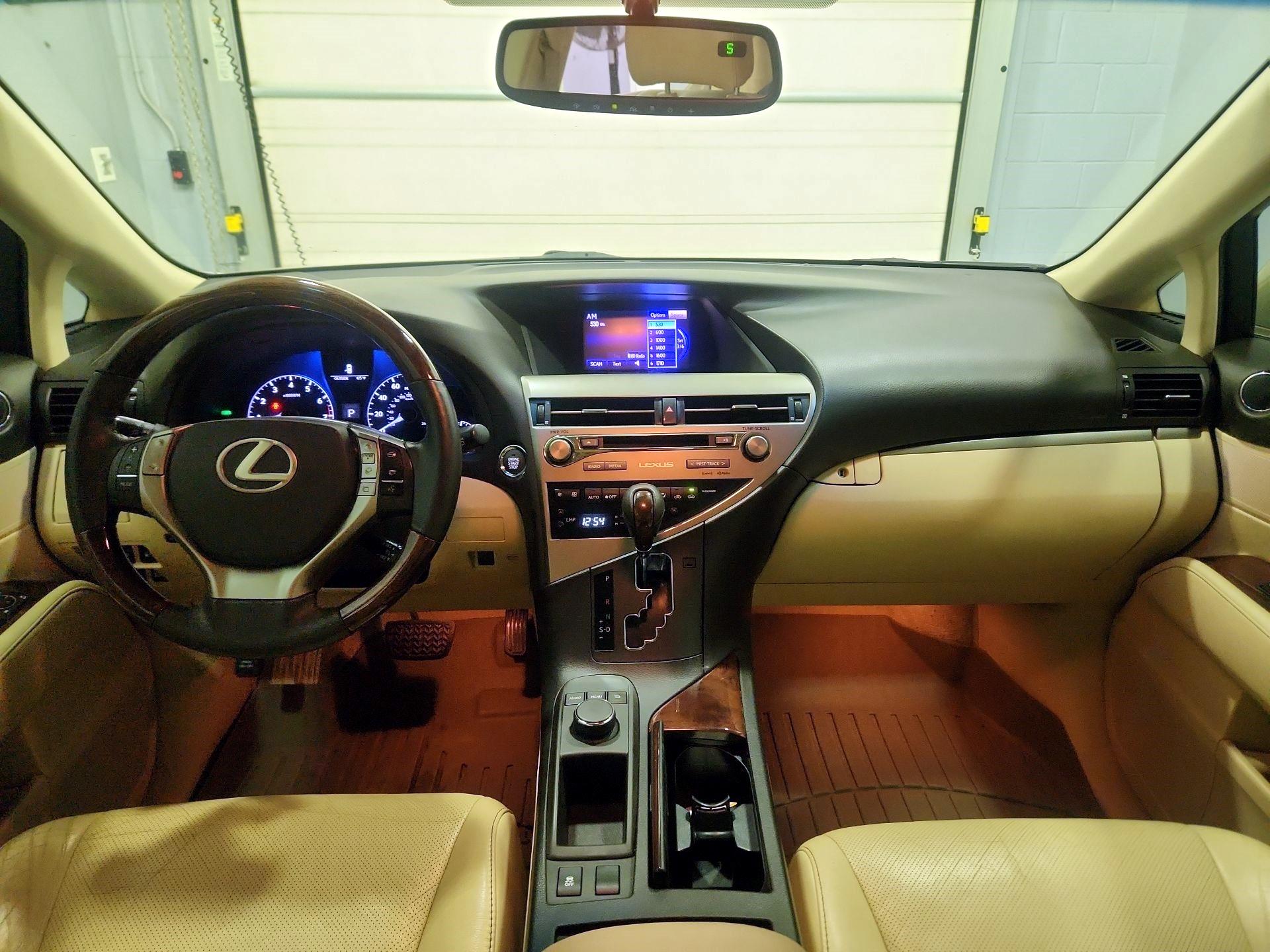 Thumbnail: 2015 Lexus RX - 9