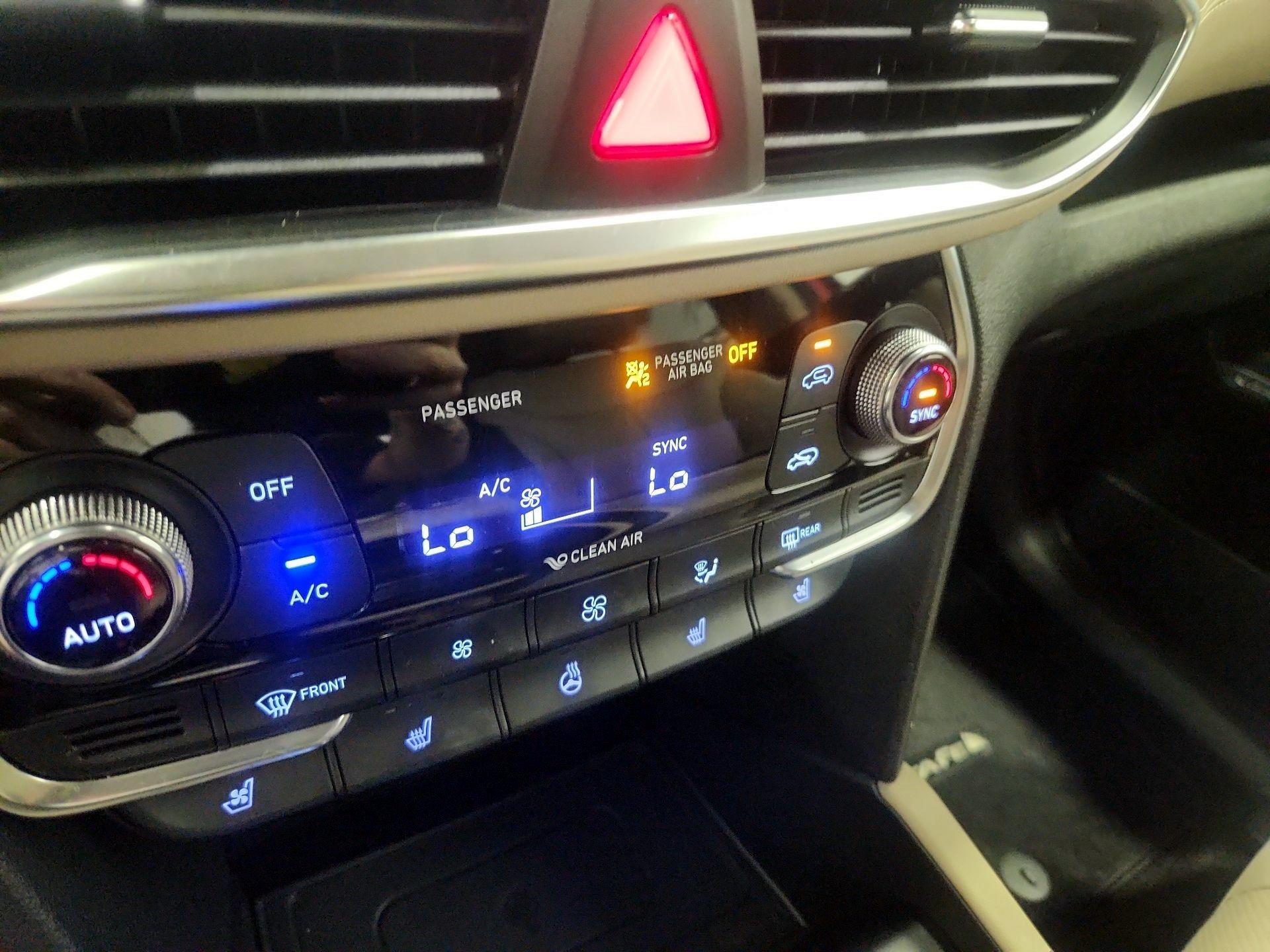 Thumbnail: 2020 Hyundai Santa Fe - 16