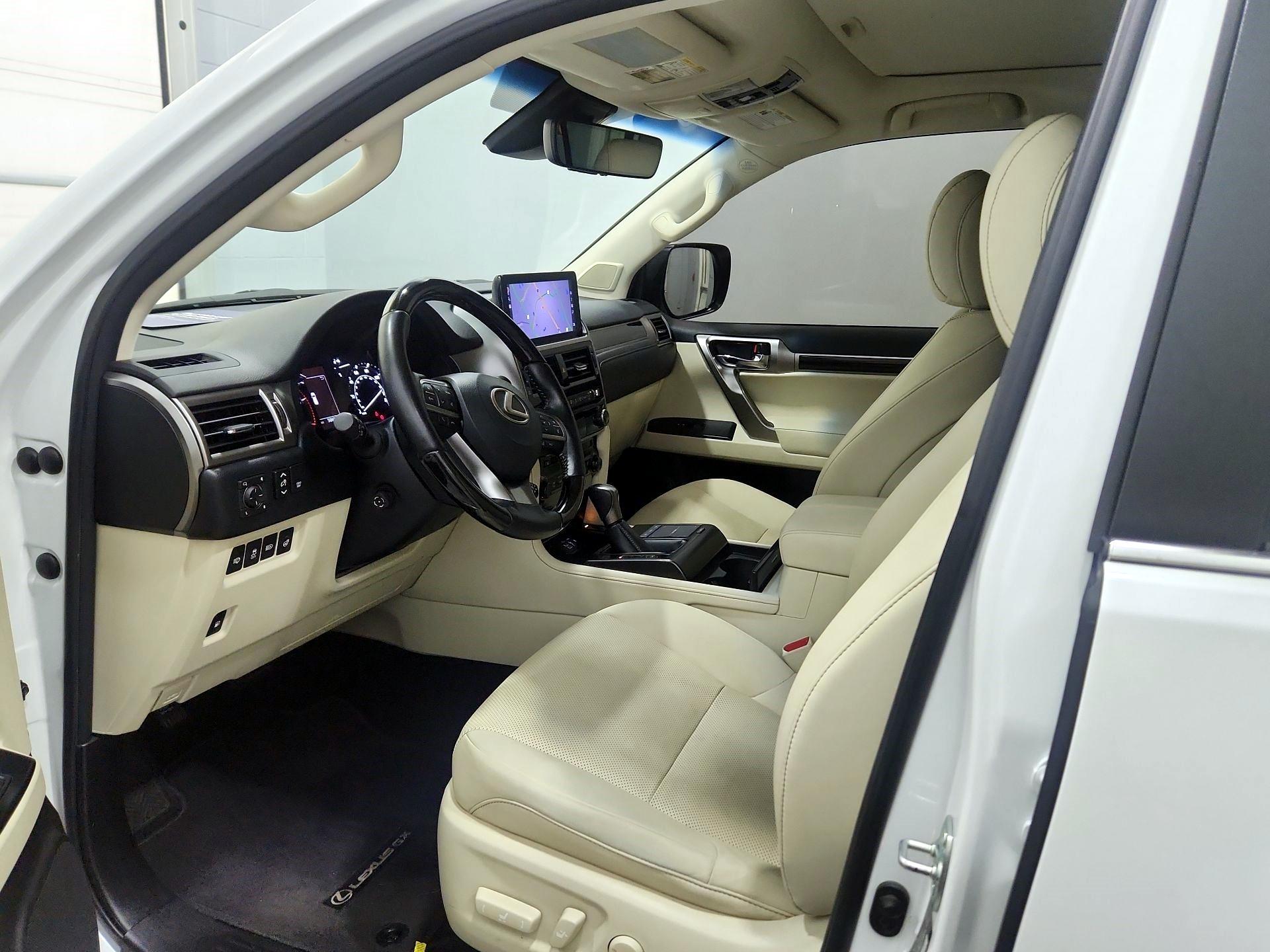 Thumbnail: 2022 Lexus GX - 11