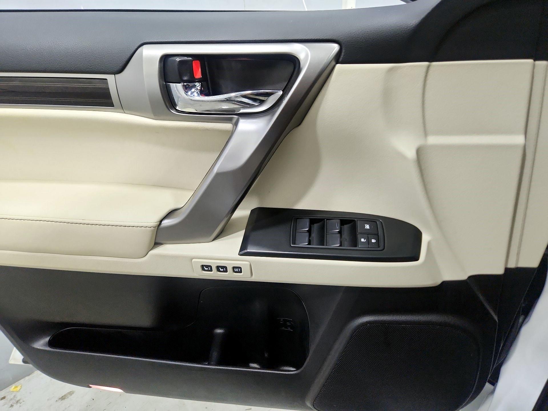 Thumbnail: 2022 Lexus GX - 12
