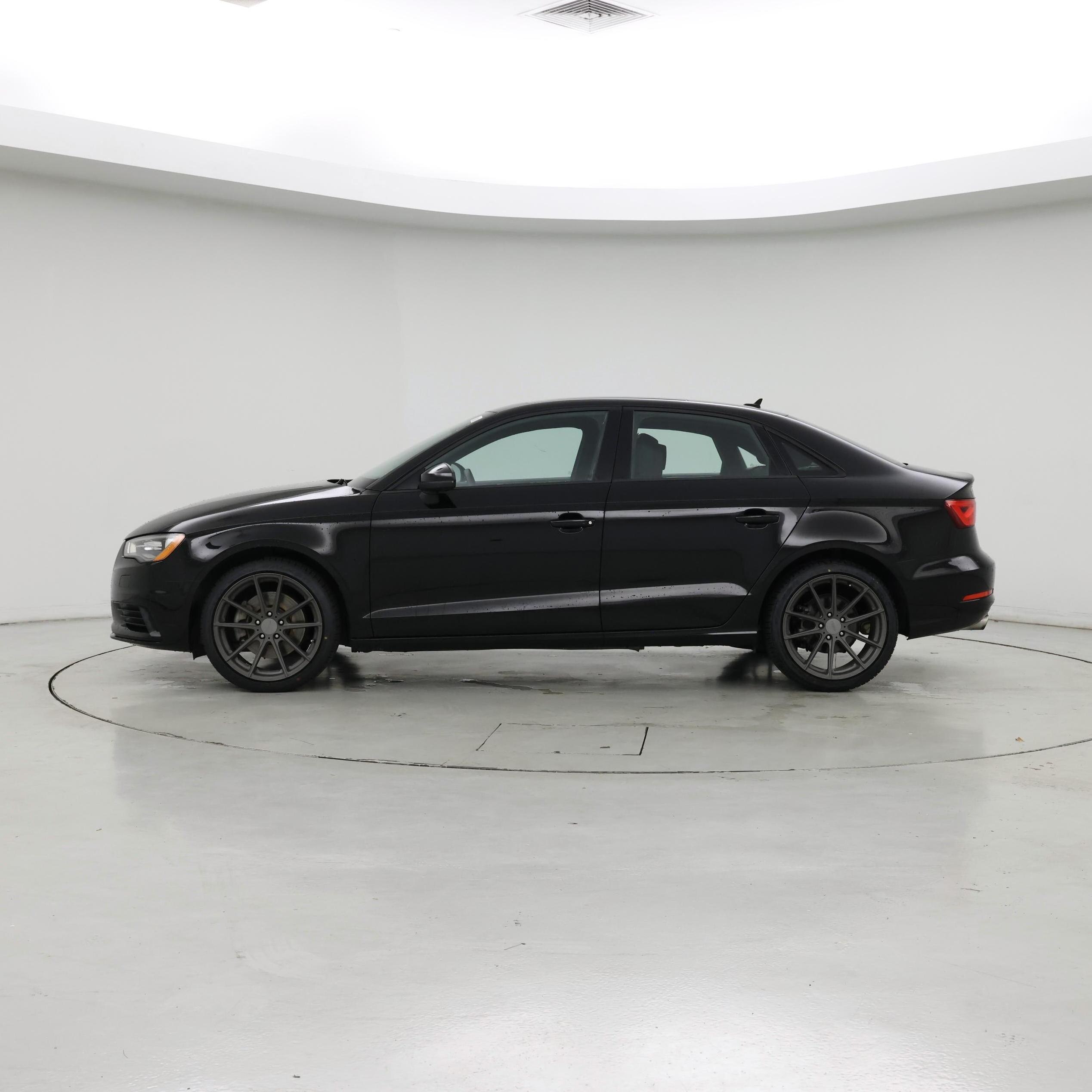 Thumbnail: 2016 Audi A3 - 3
